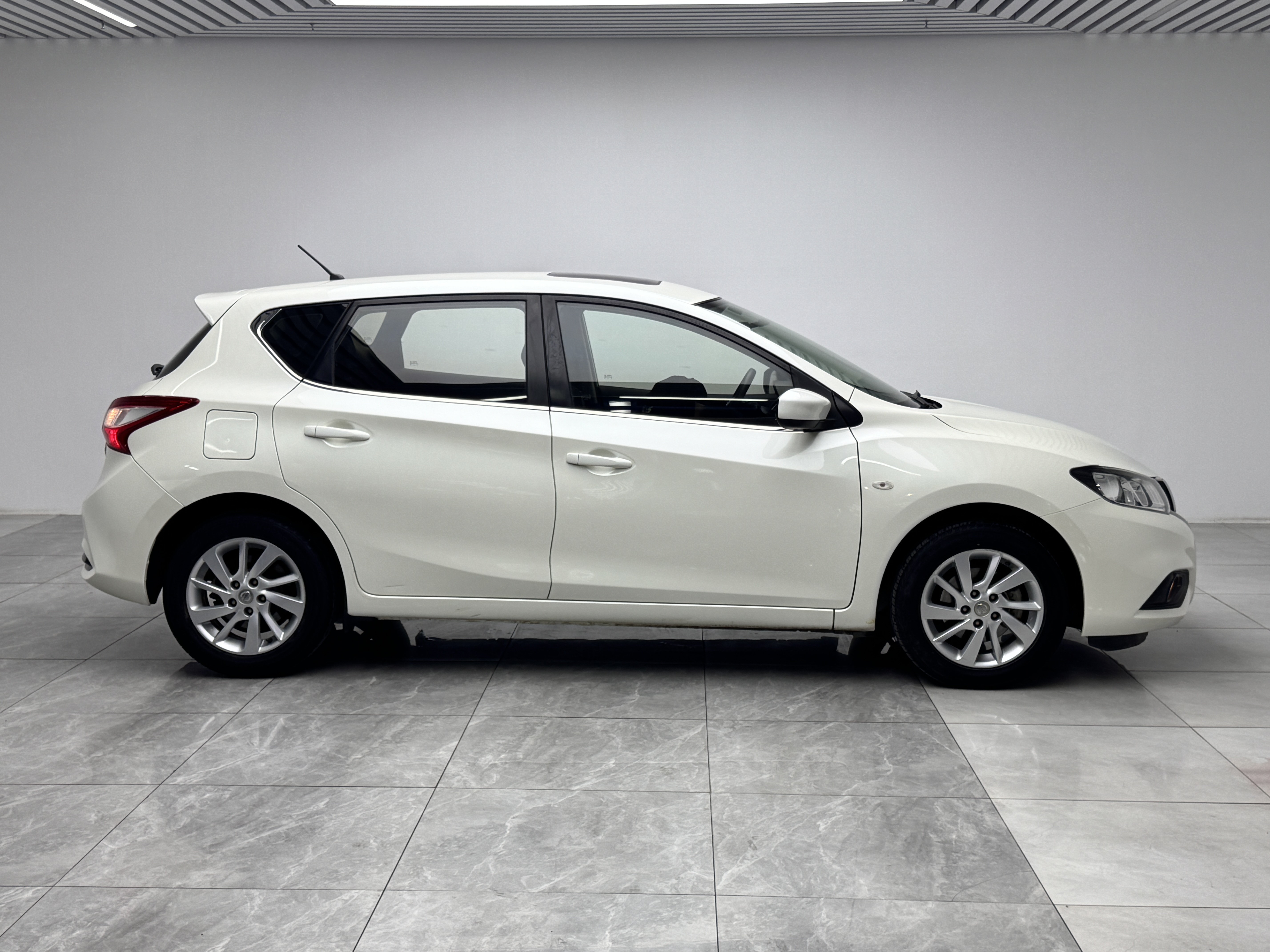 日产 骐达TIIDA 2017 汽车图片 #8