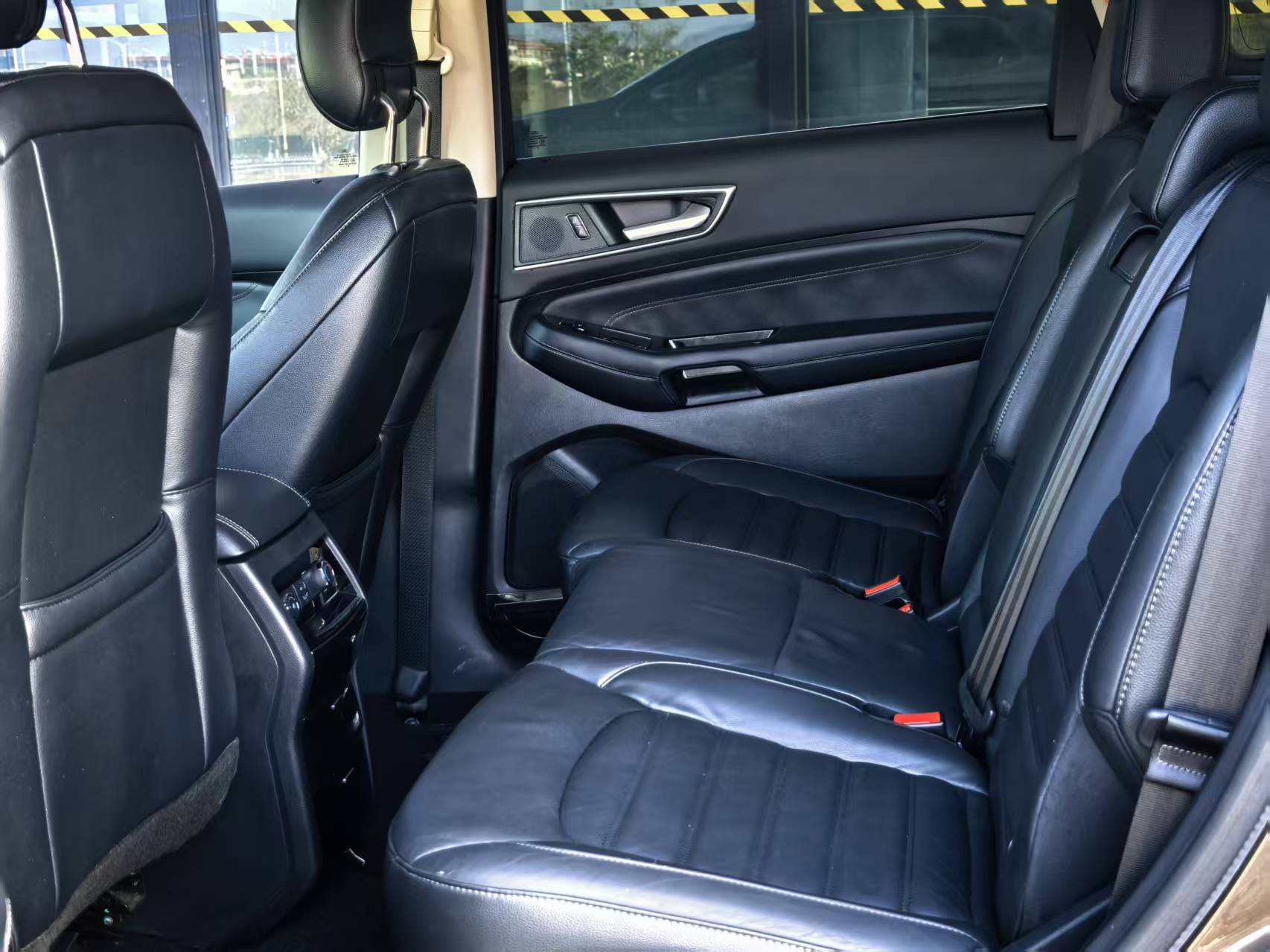Ford Edge 2016 #8 Ford Edge 2016 car image #8