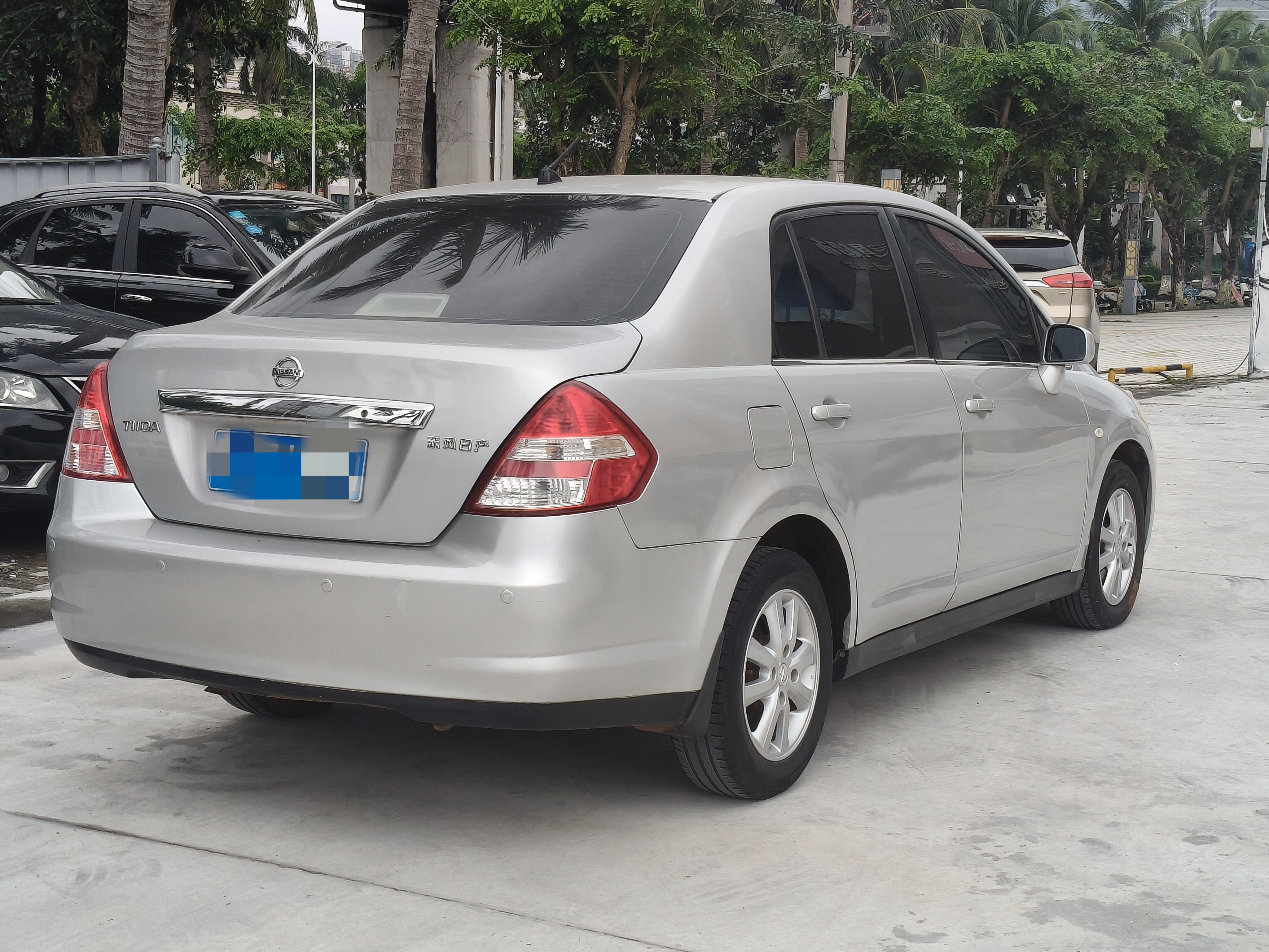 日产 颐达 2010 汽车图片 #8