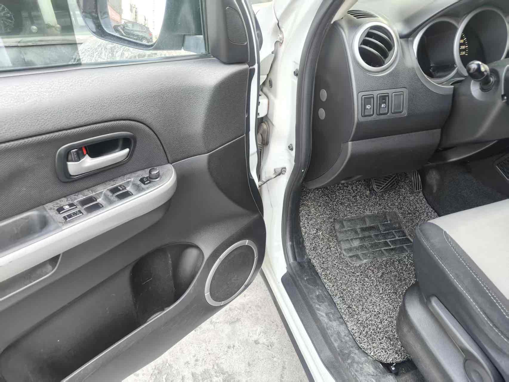 铃木 超级维特拉 2012 汽车图片 #8