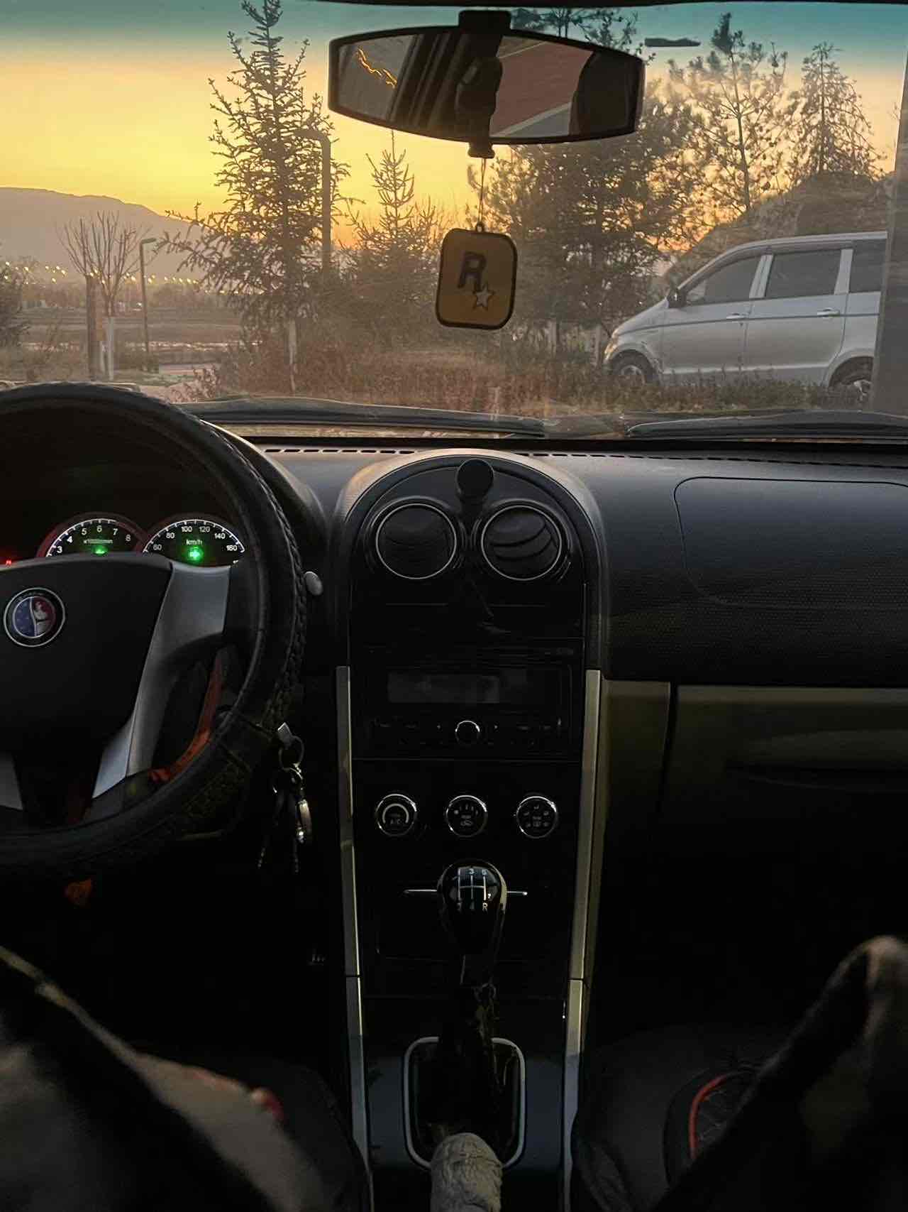 GEELY SC3 2012 изображение автомобиля #8