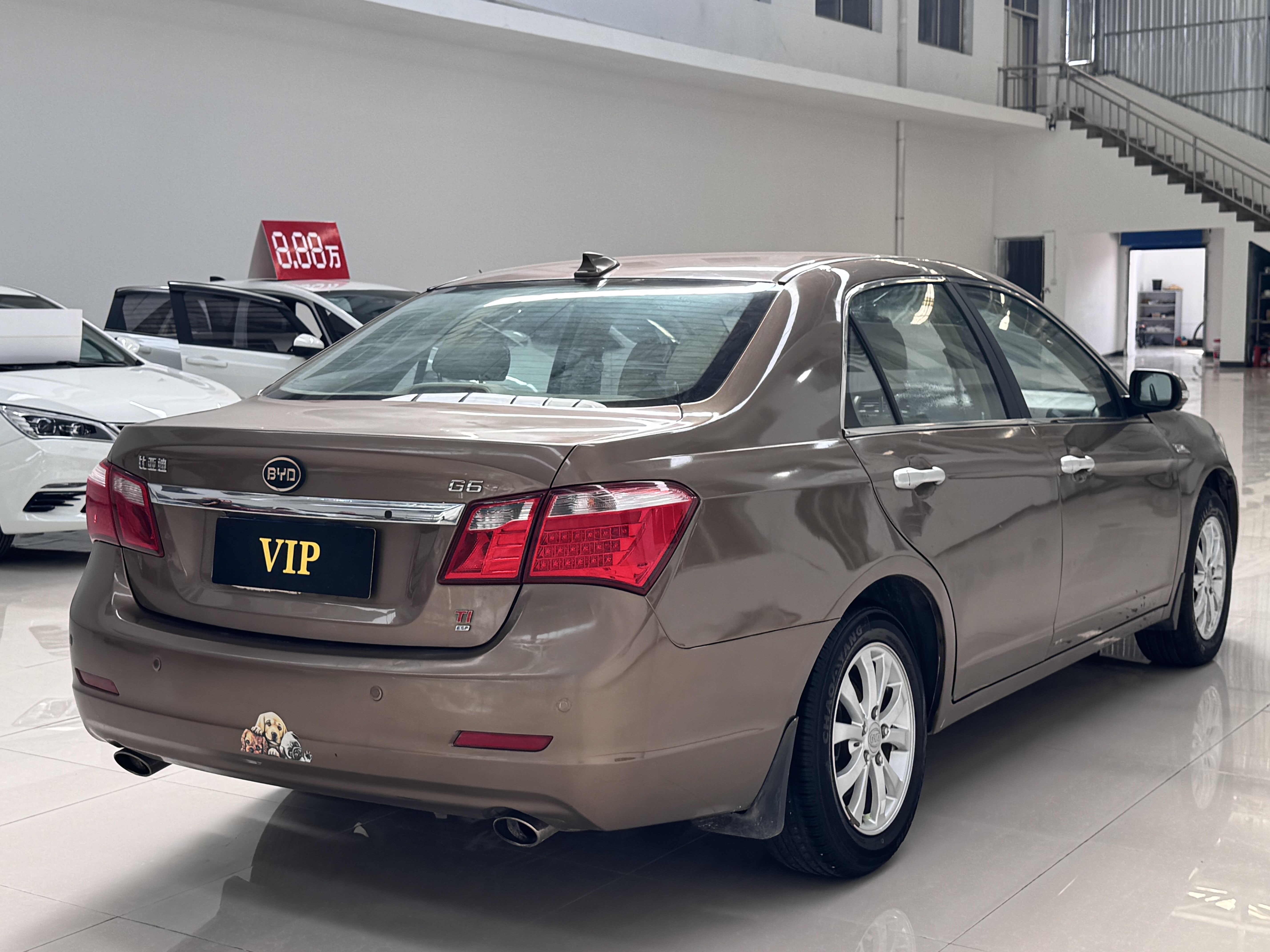 BYD G6 2014 #8 BYD G6 2014 car image #8