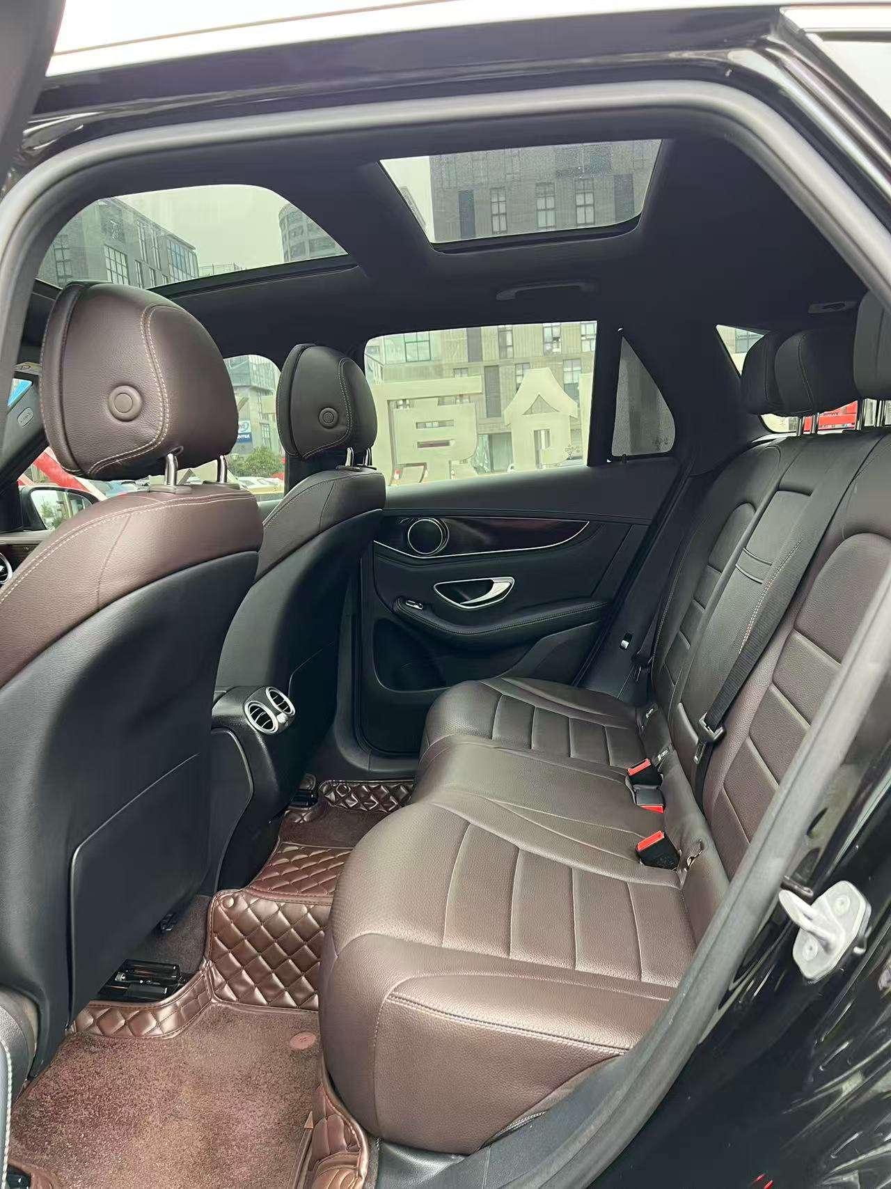 Mercedes-Benz GLC Class 2017 car image #8