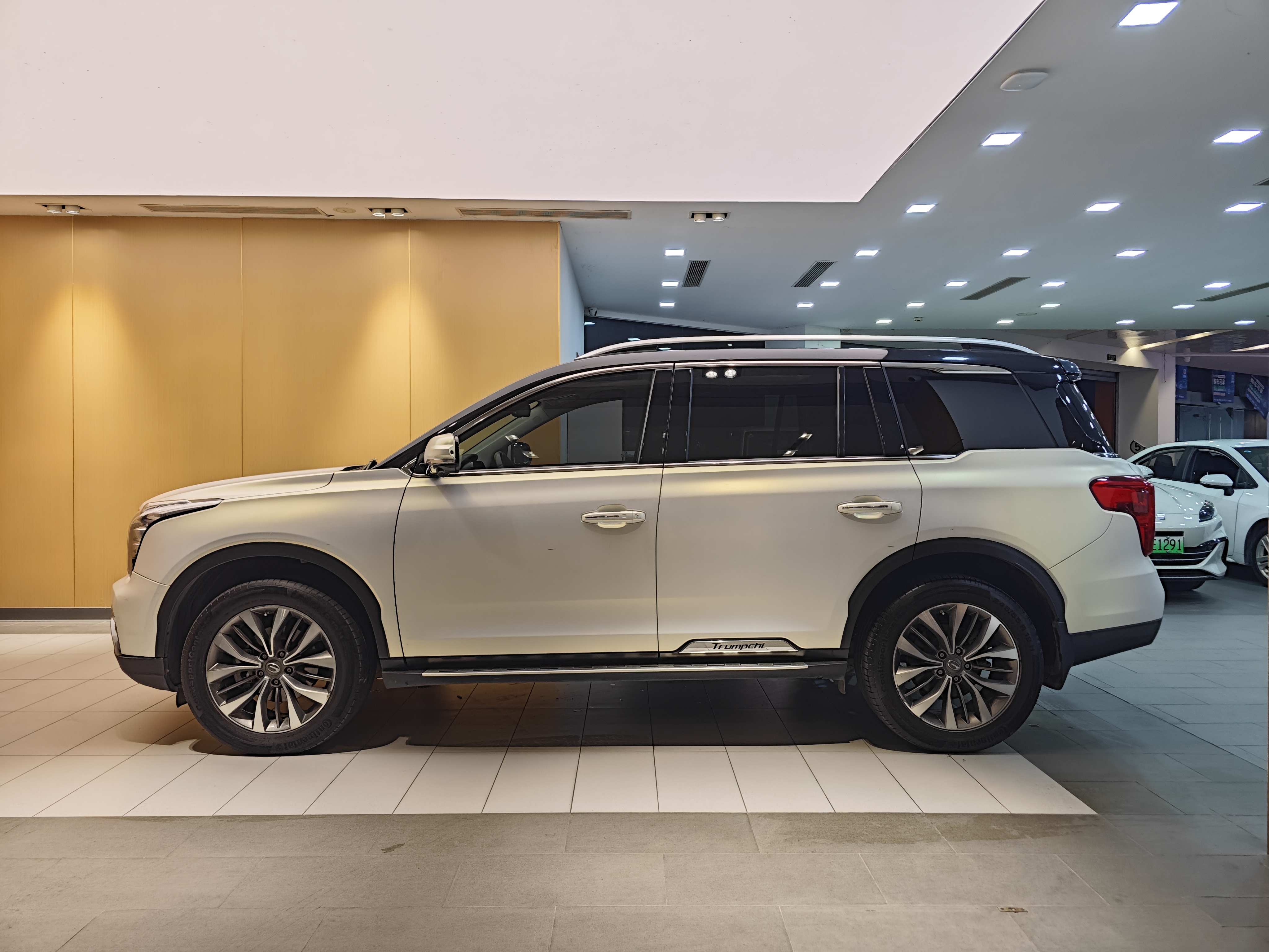 GAC Trumpchi GS8 2017 #8 GAC Trumpchi GS8 2017 car image #8