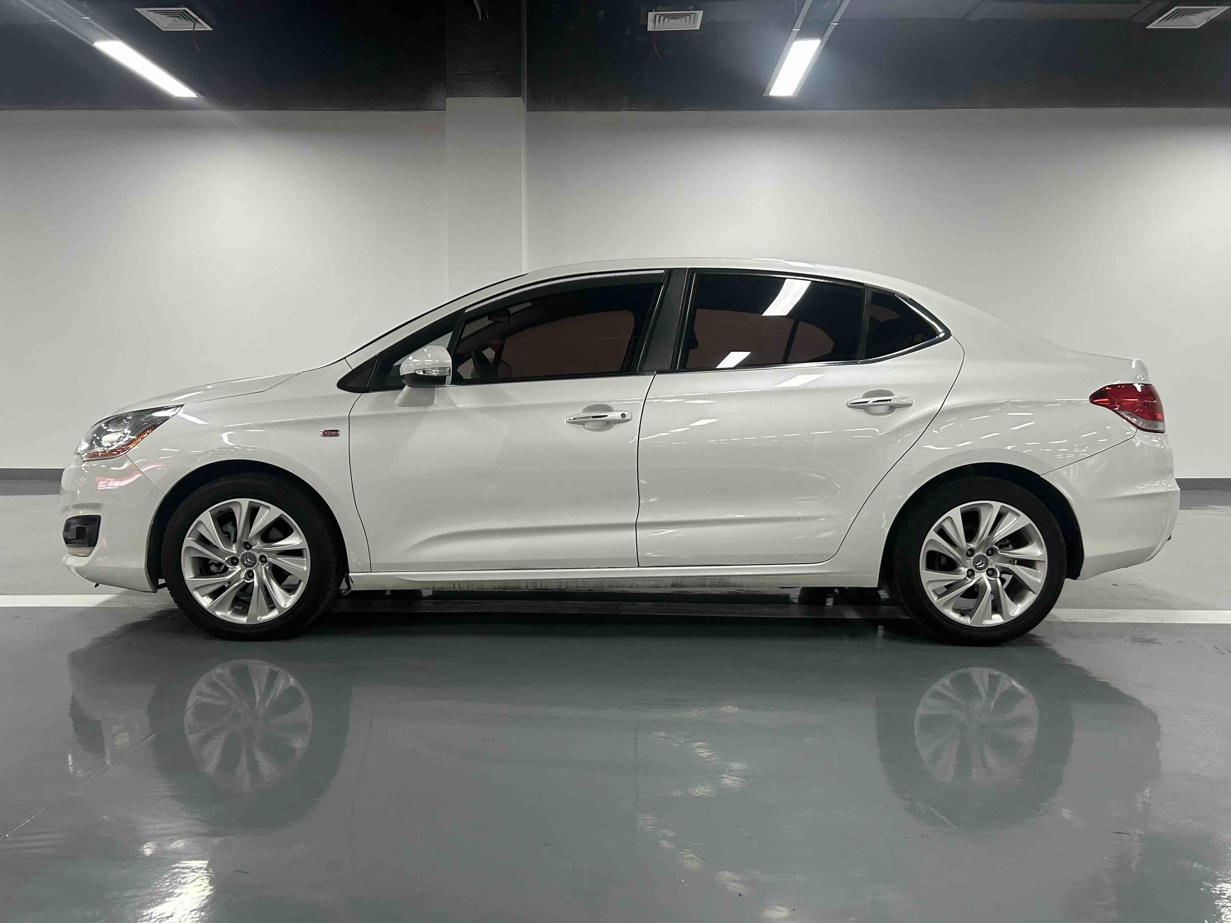 Citroen C4L 2013 #8 Citroen C4L 2013 car image #8