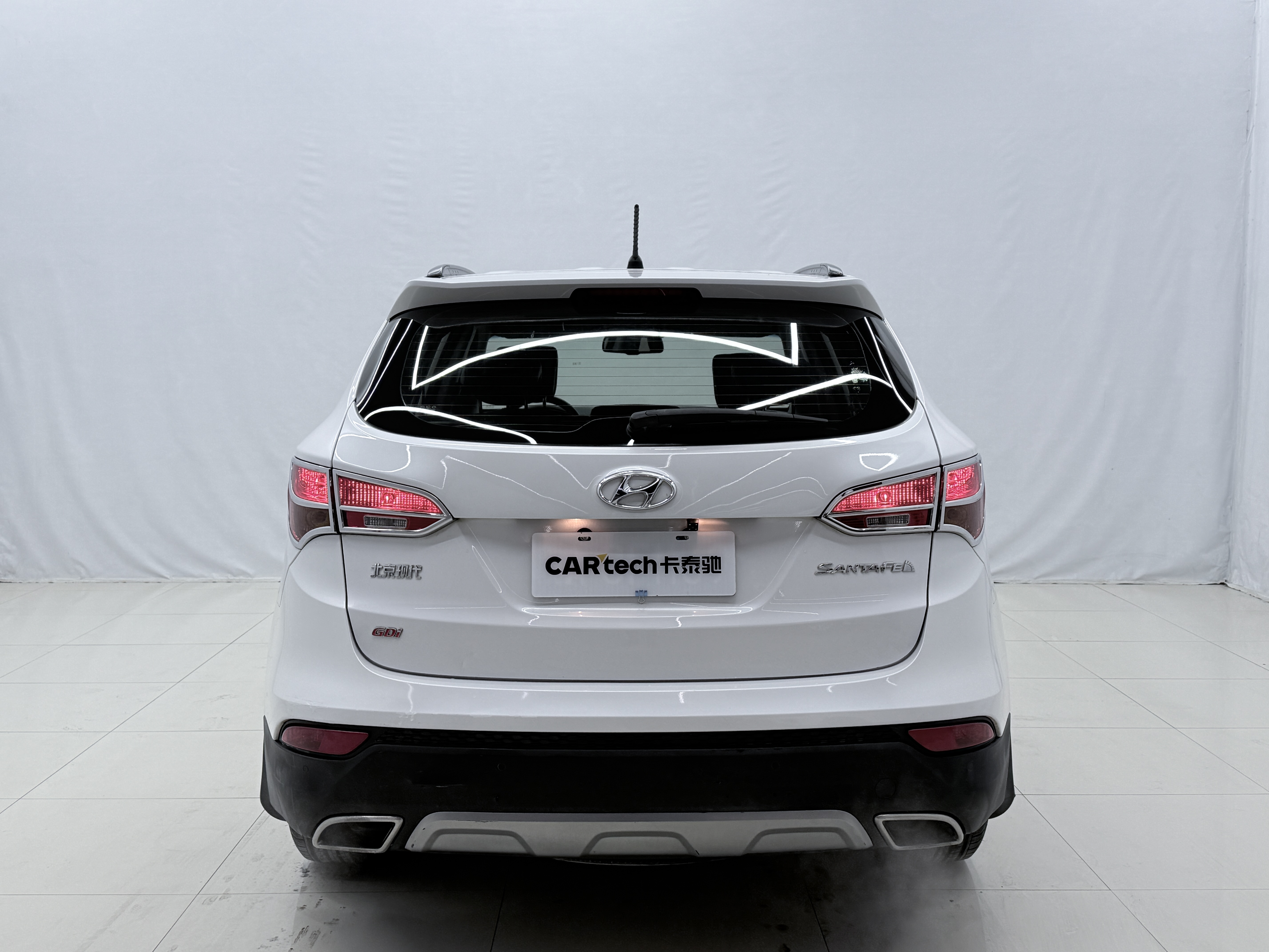 Hyundai Santa Fe 2015 car image #8