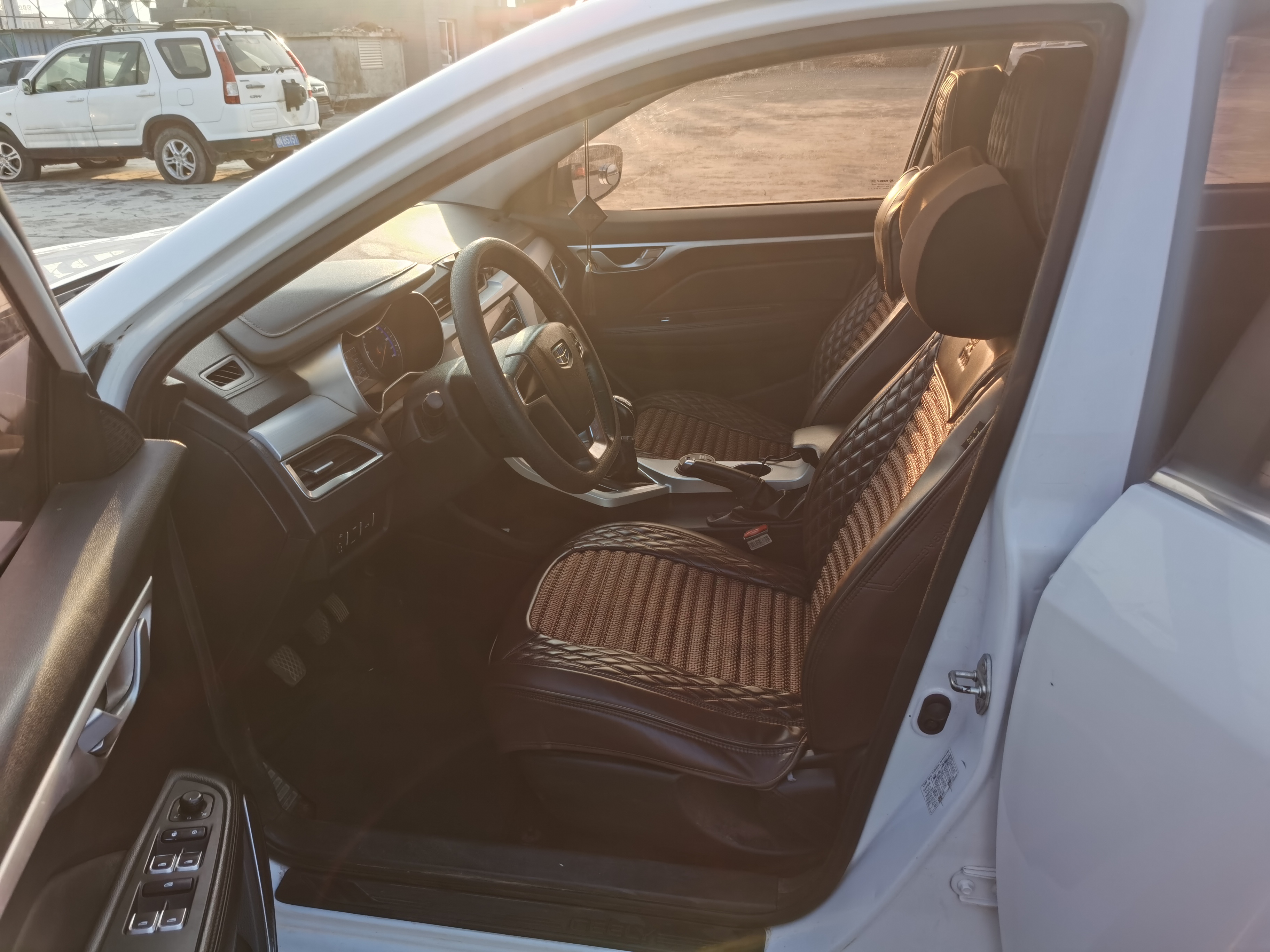 GEELY Vision 2018 car image #8