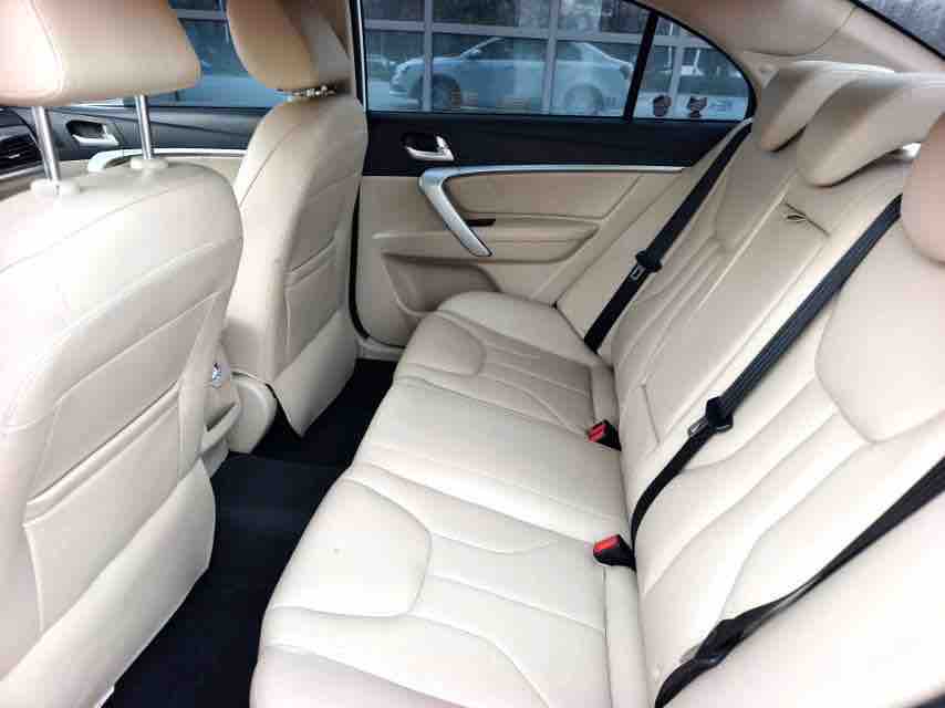 GEELY Emgrand 2016 car image #8
