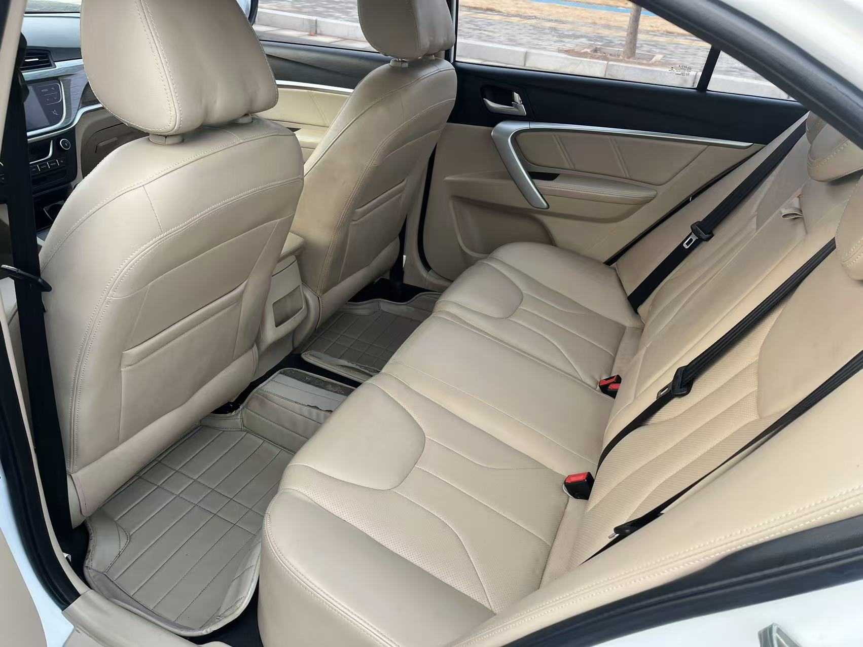 GEELY Emgrand 2017 immagine di auto #8