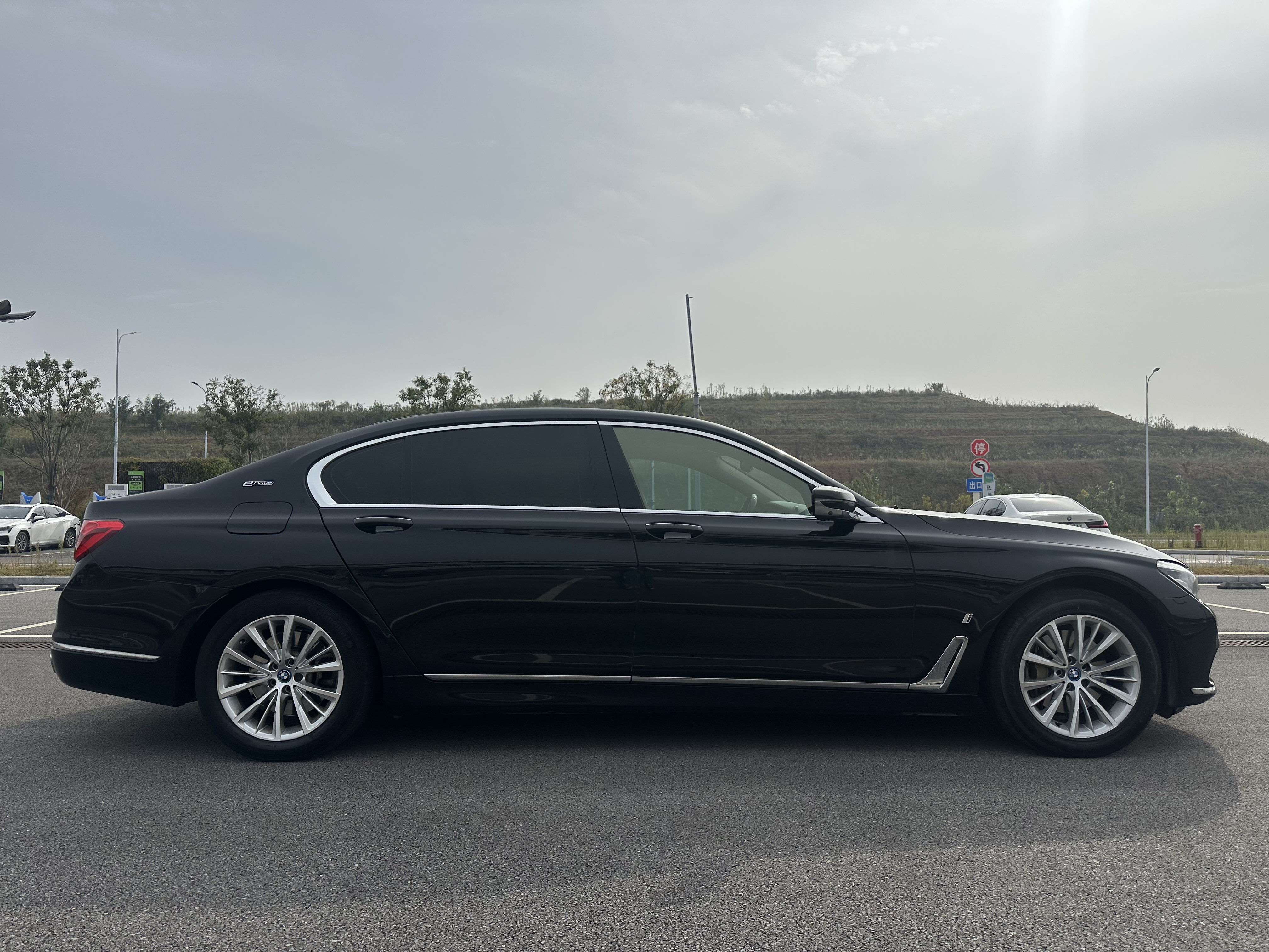 BMW 7 Series New Energy 2017 car image #8