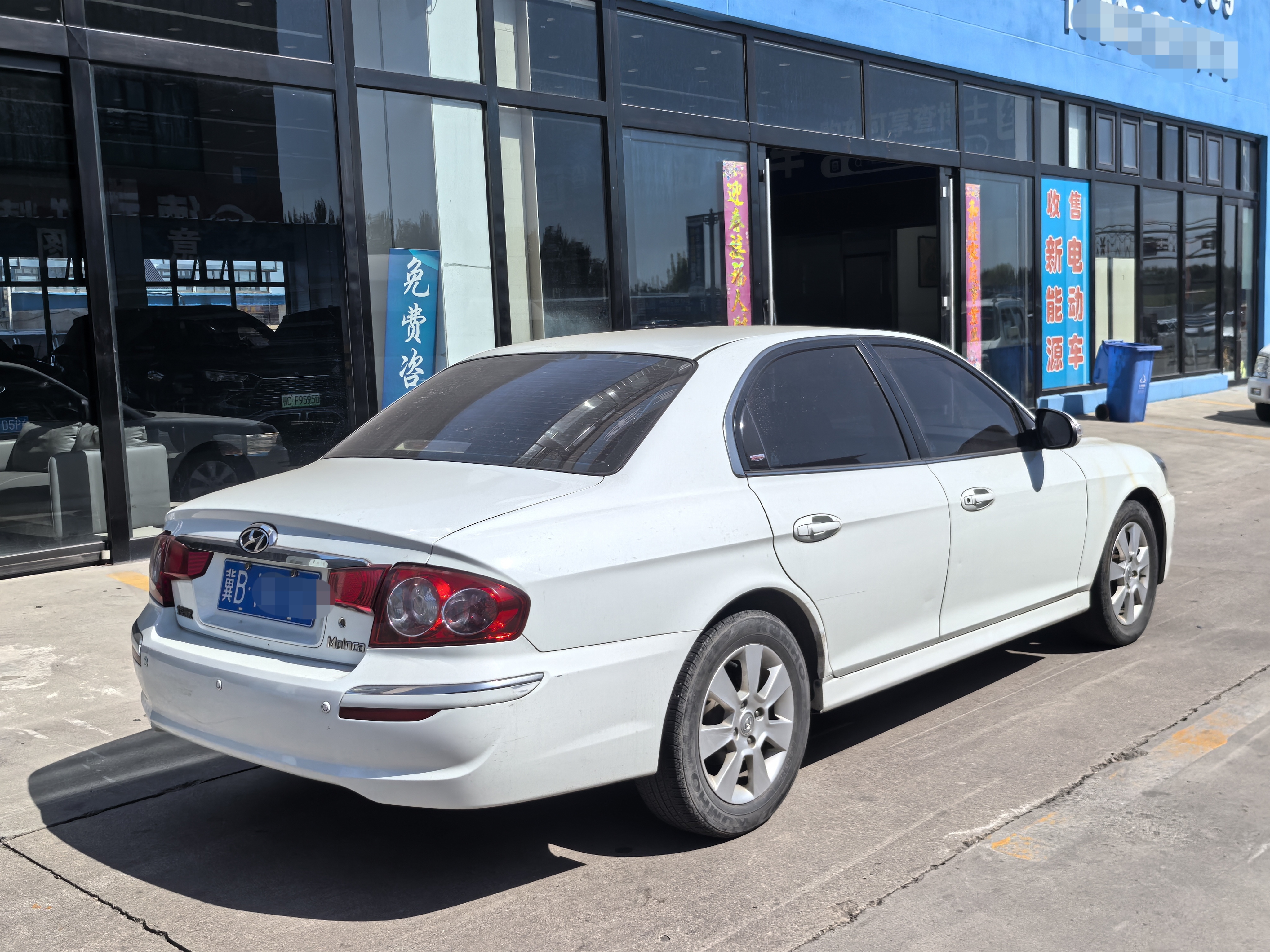 Hyundai moInca 2012 صورة سيارة #8