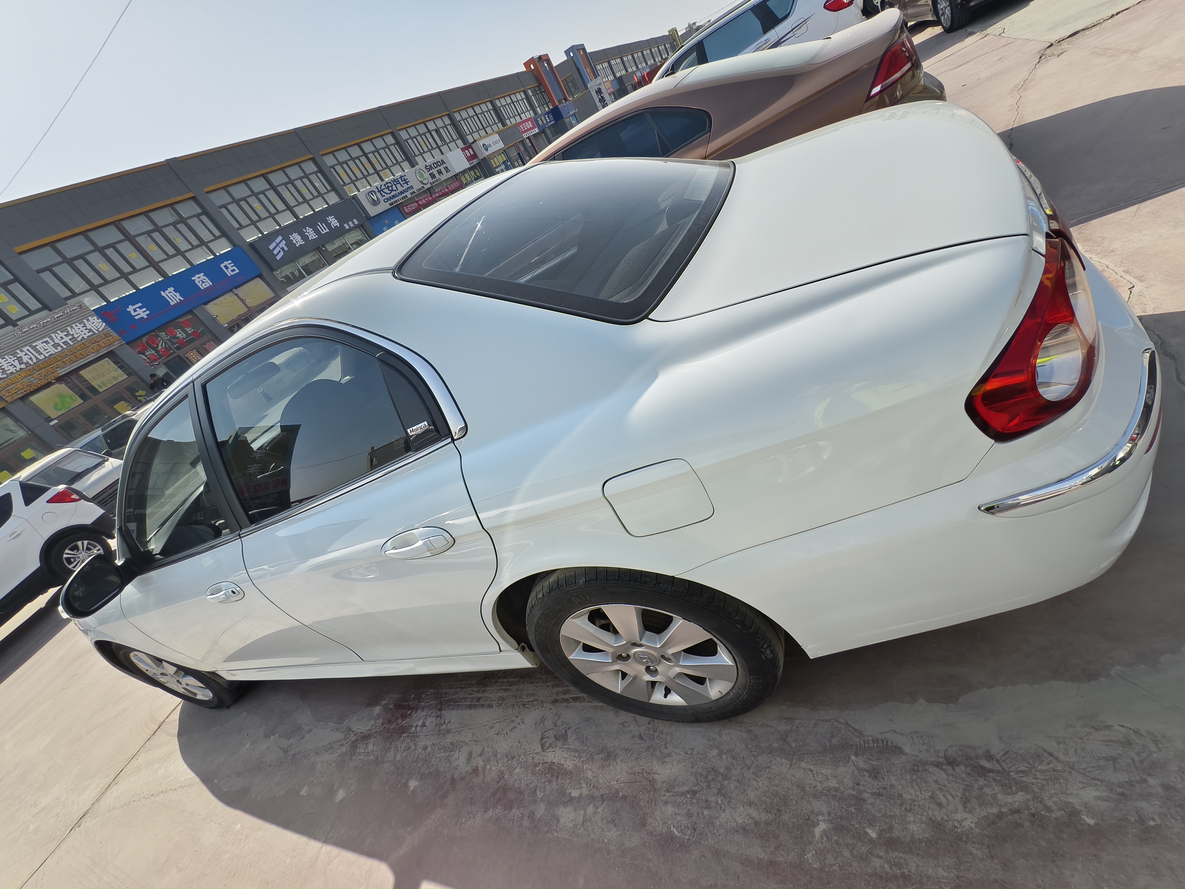 Hyundai moInca 2013 car image #8