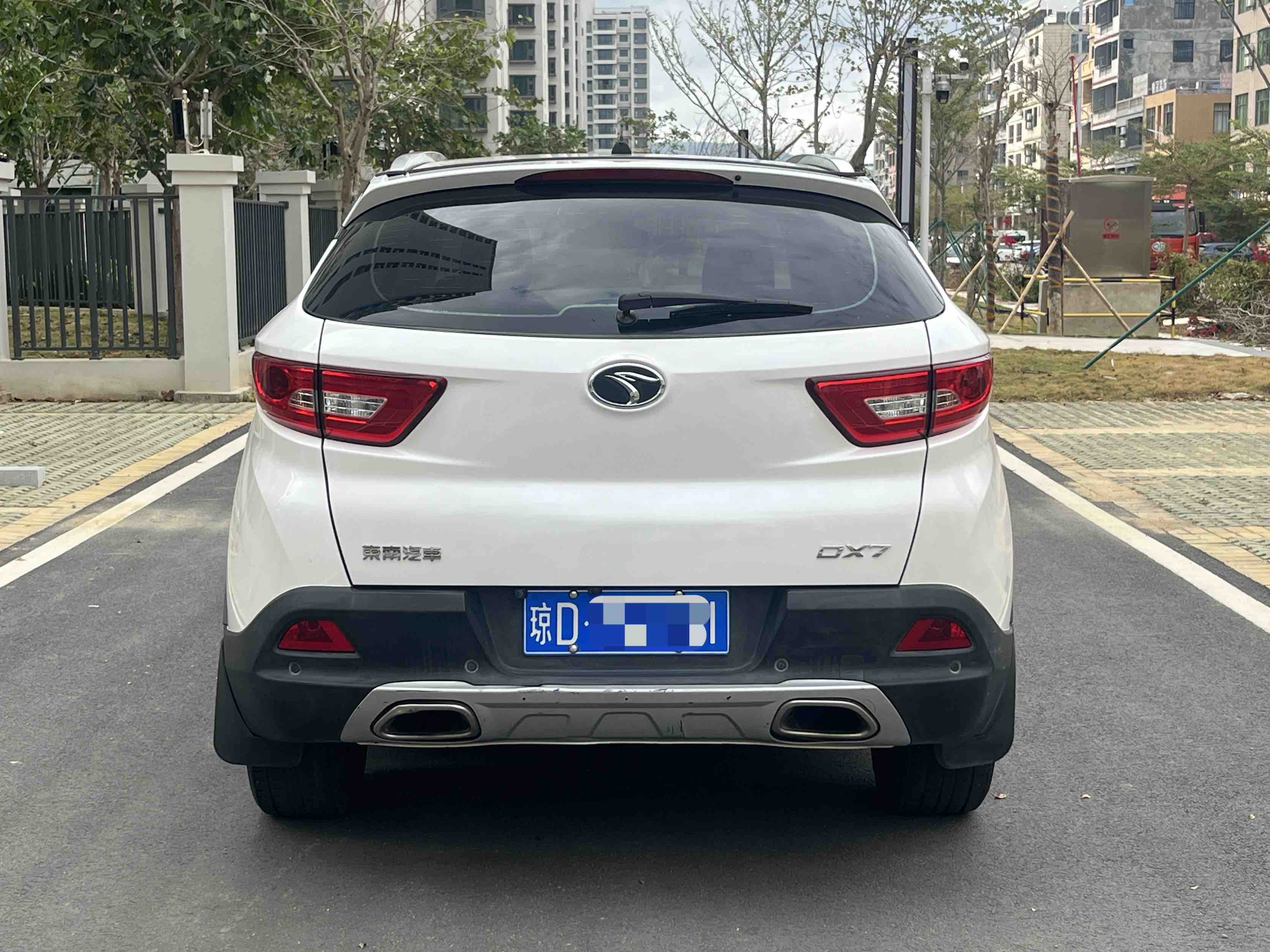 Soueast DX7 2018 car image #8