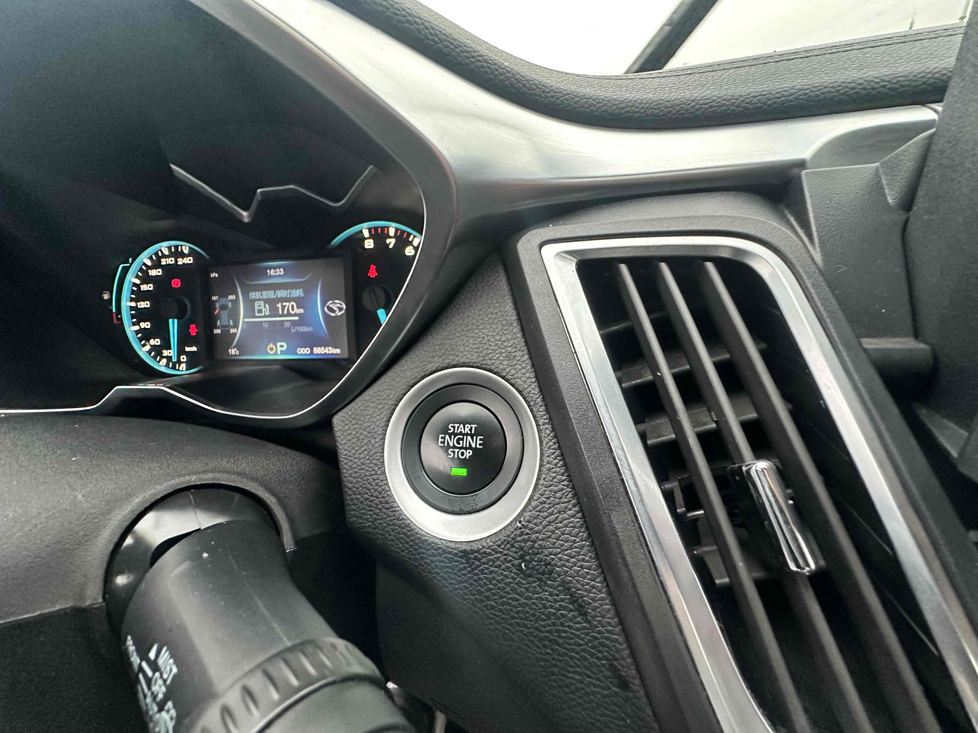 Soueast DX7 2017 #8 Soueast DX7 2017 car image #8