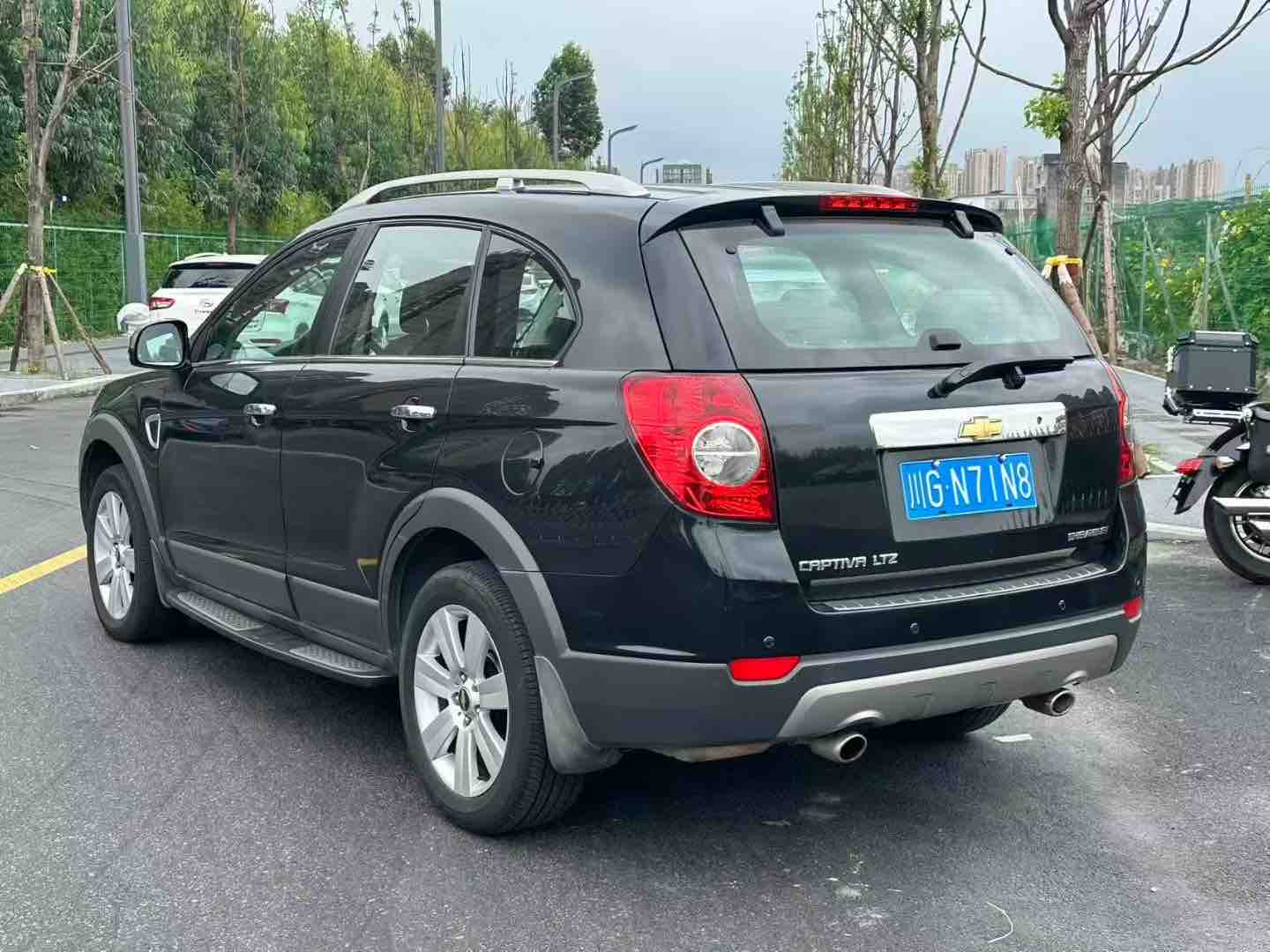 Chevrolet Captiva (Imported) 2010 immagine di auto #8