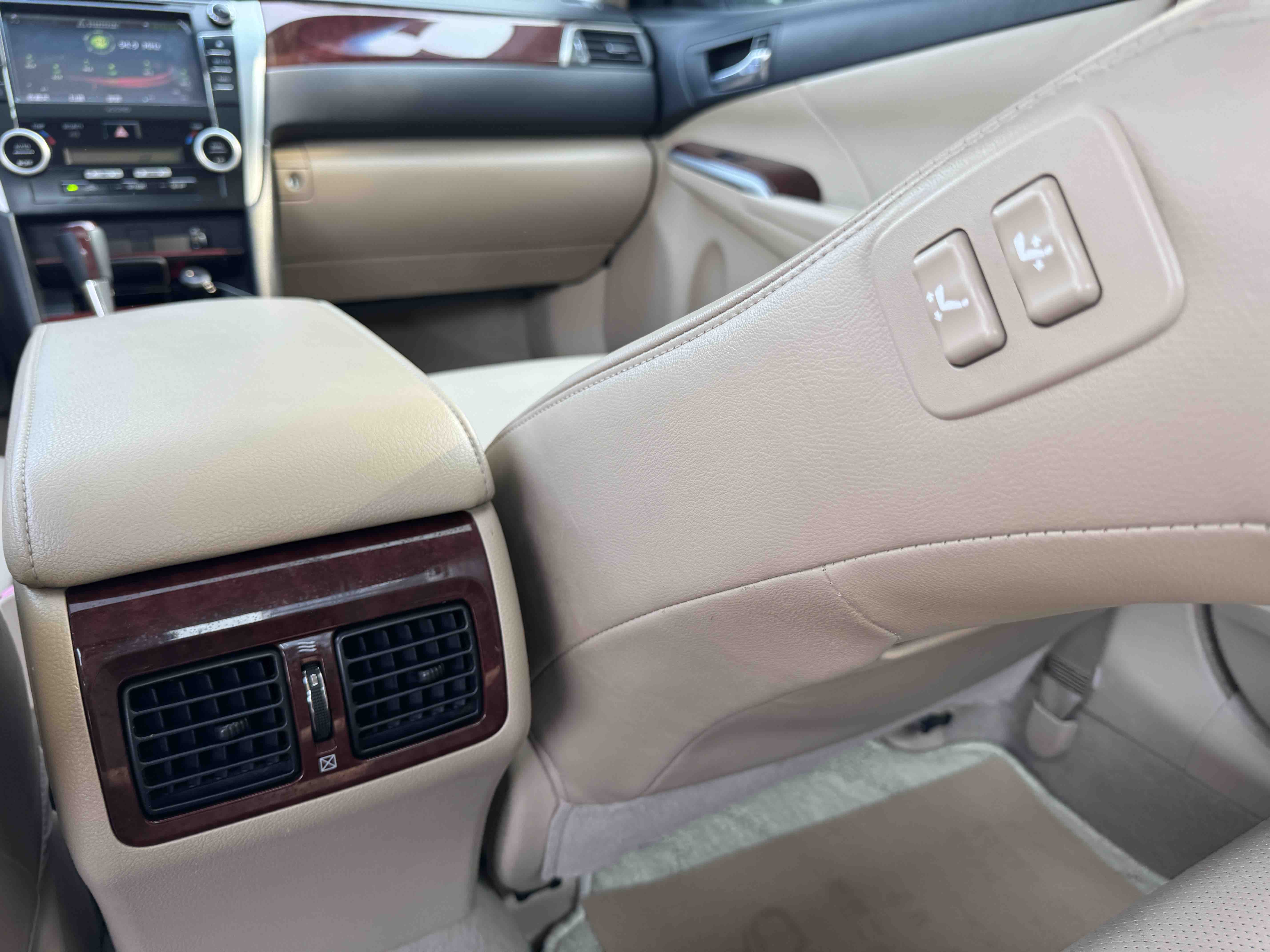 Toyota Camry 2014 car image #8