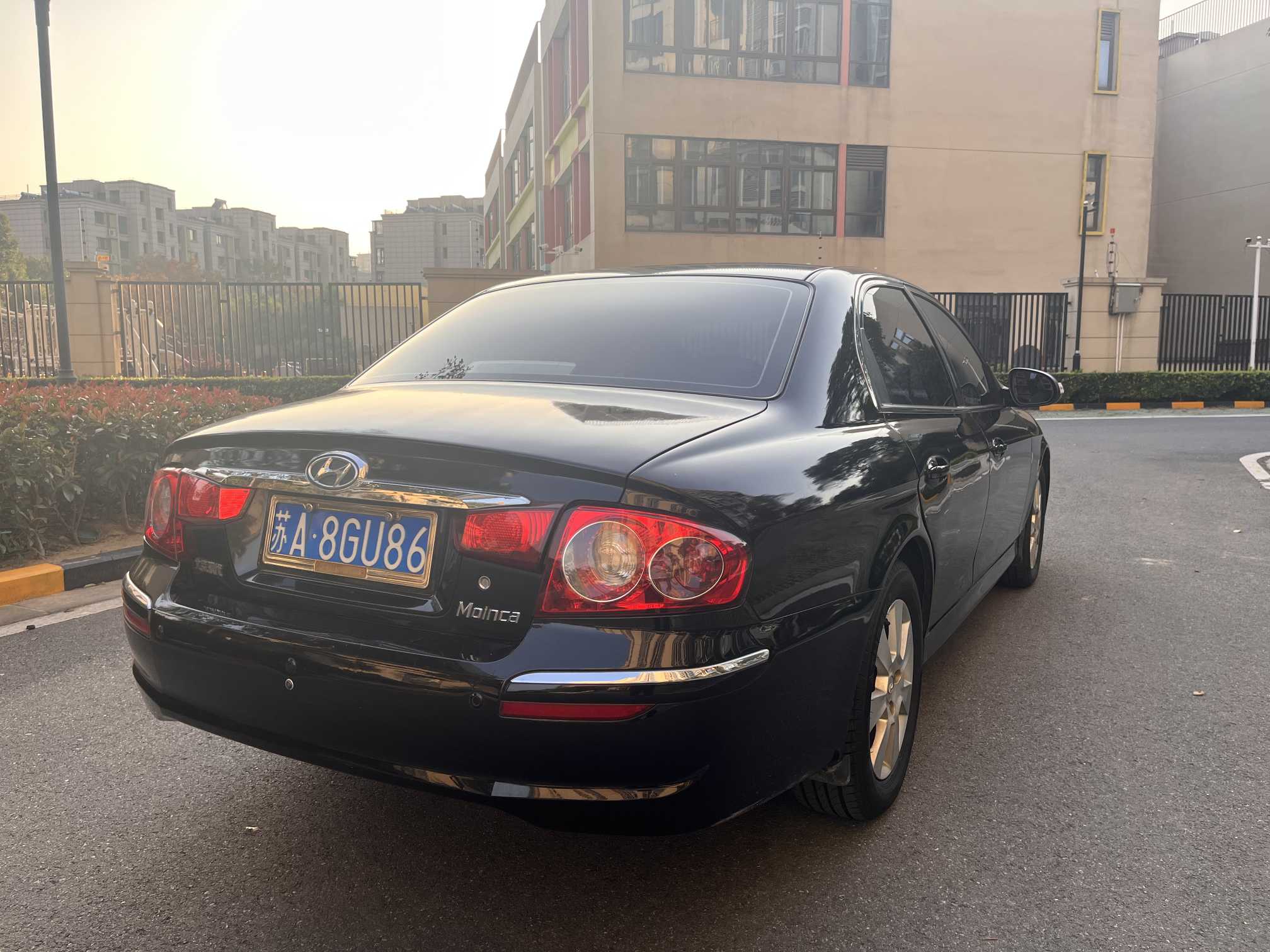 Hyundai moInca 2012 car image #8