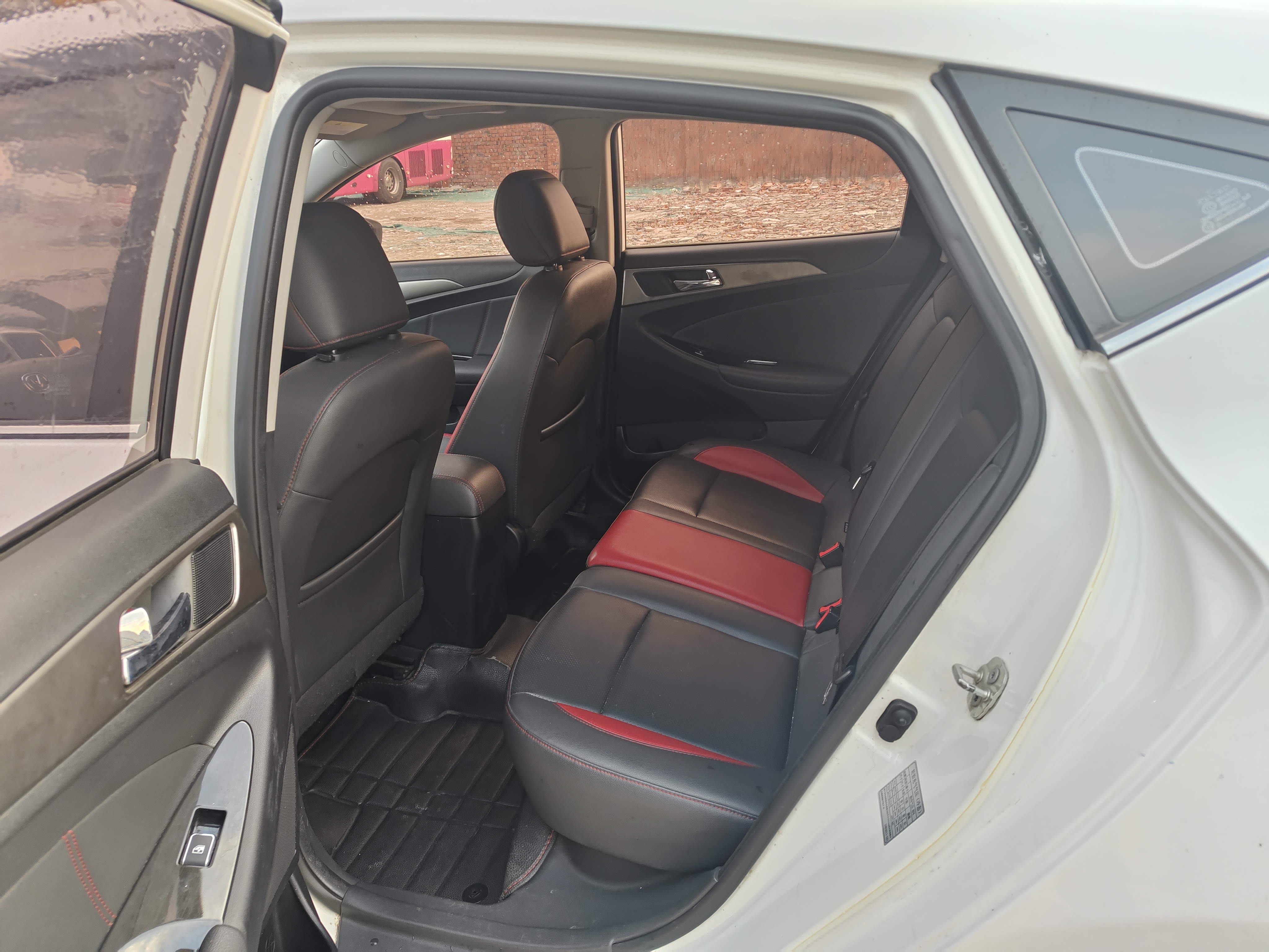 Changan Eado XT 2016 car image #8