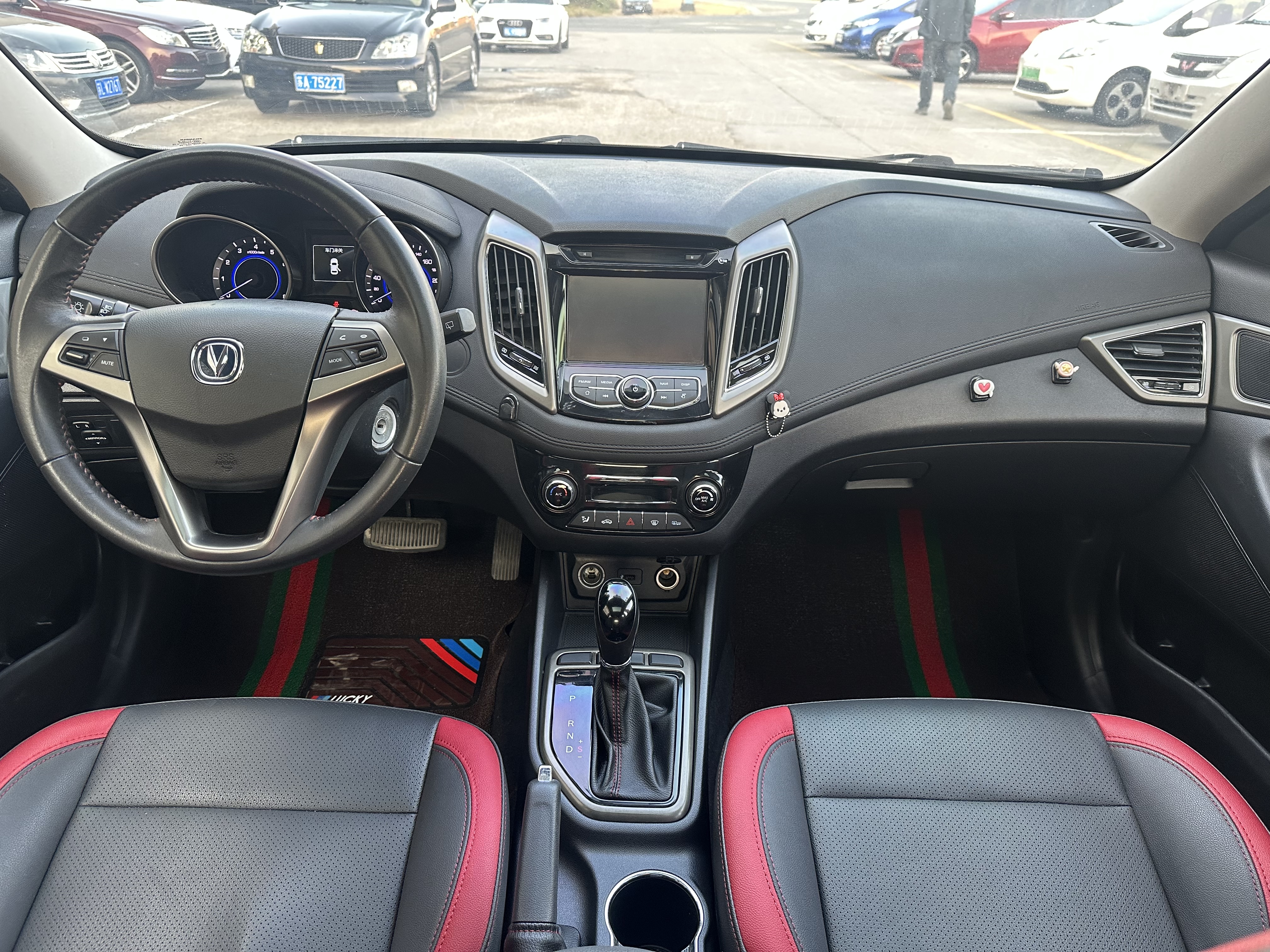 Changan Eado XT 2017 изображение автомобиля #8