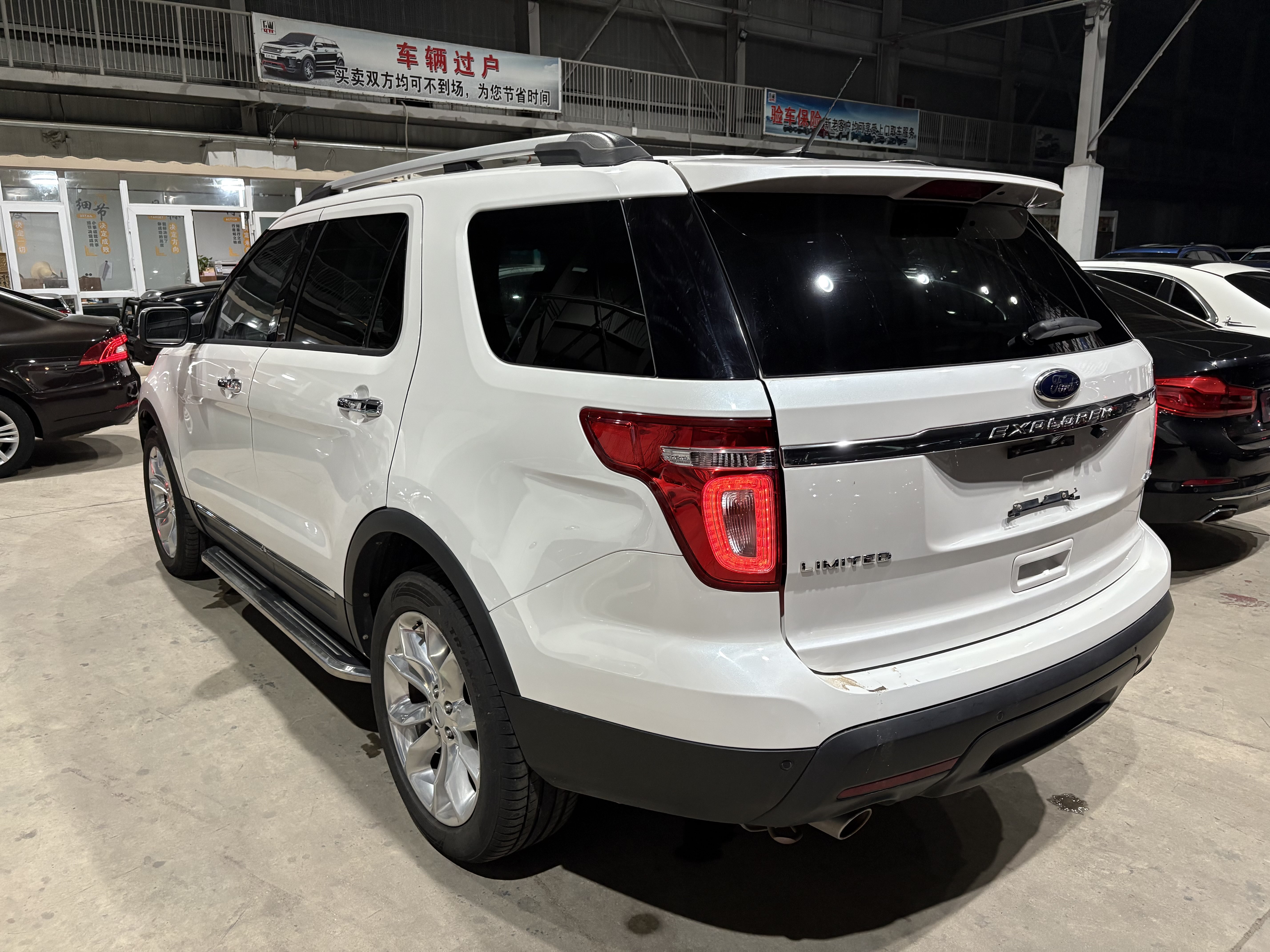 Ford Explorer (Imported) 2014 #8 Ford Explorer (Imported) 2014 car image #8
