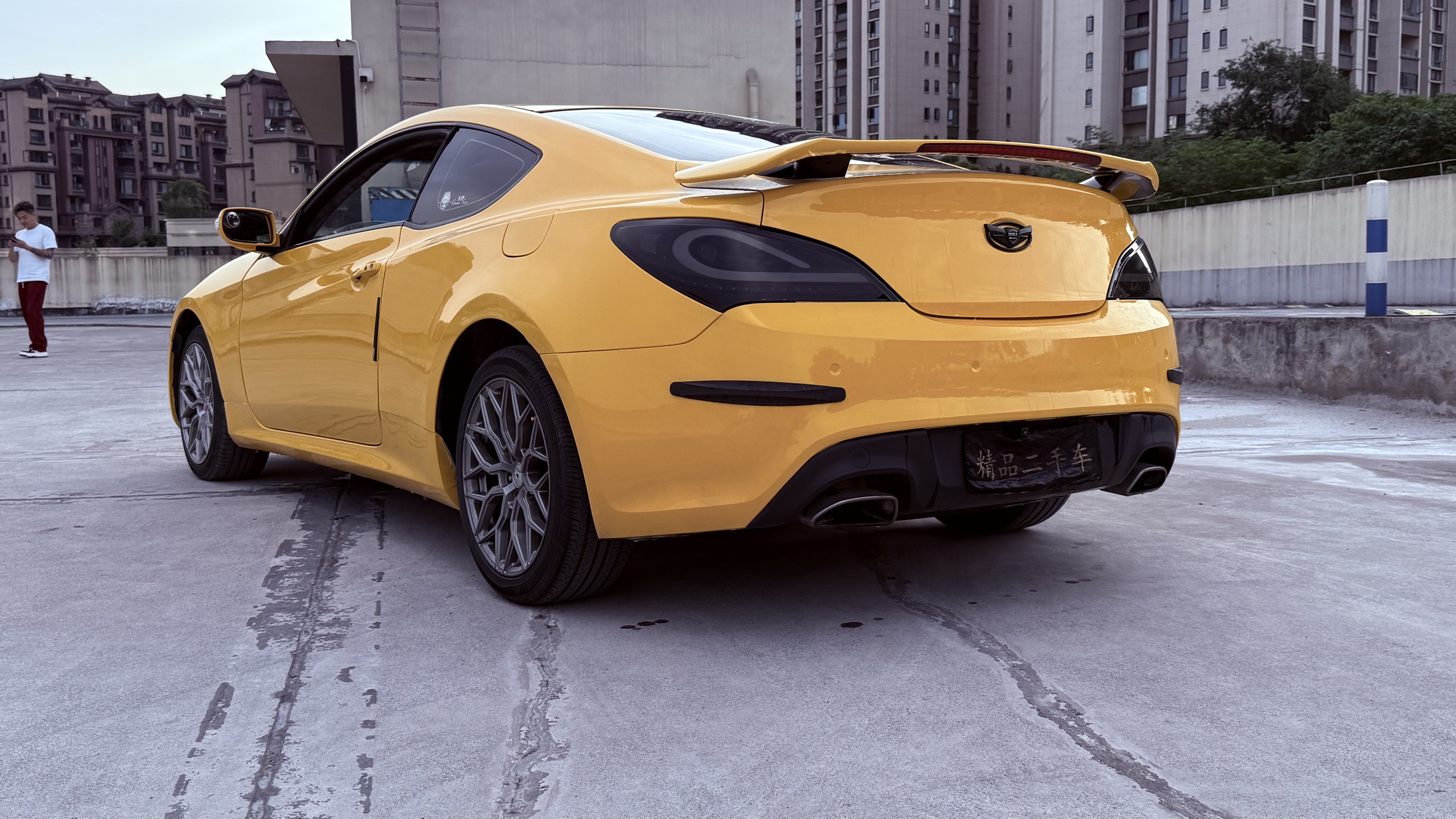 Hyundai Rohens 2010 #8 Hyundai Rohens 2010 car image #8