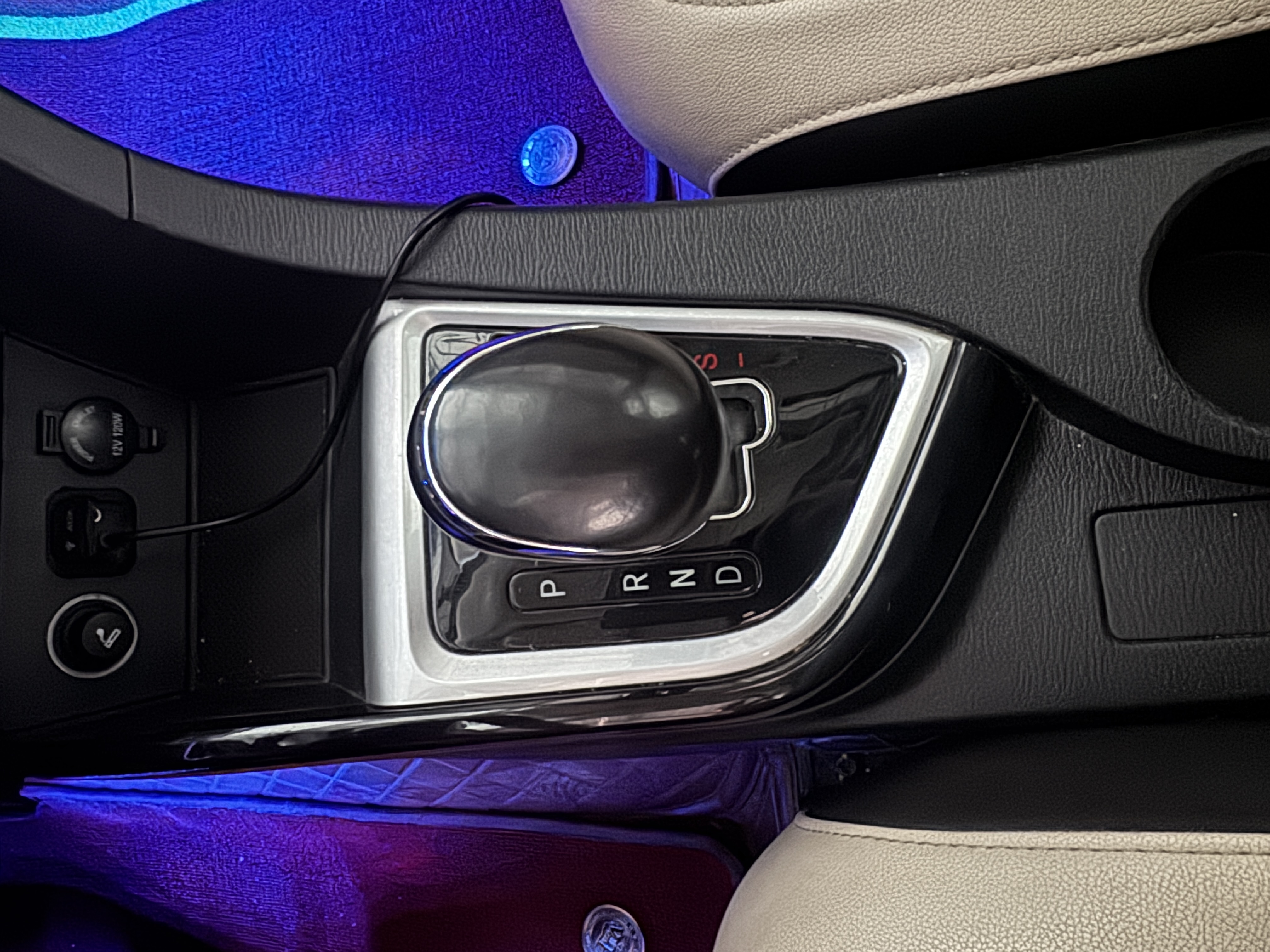 Changan Alsvin V7 2017 car image #8