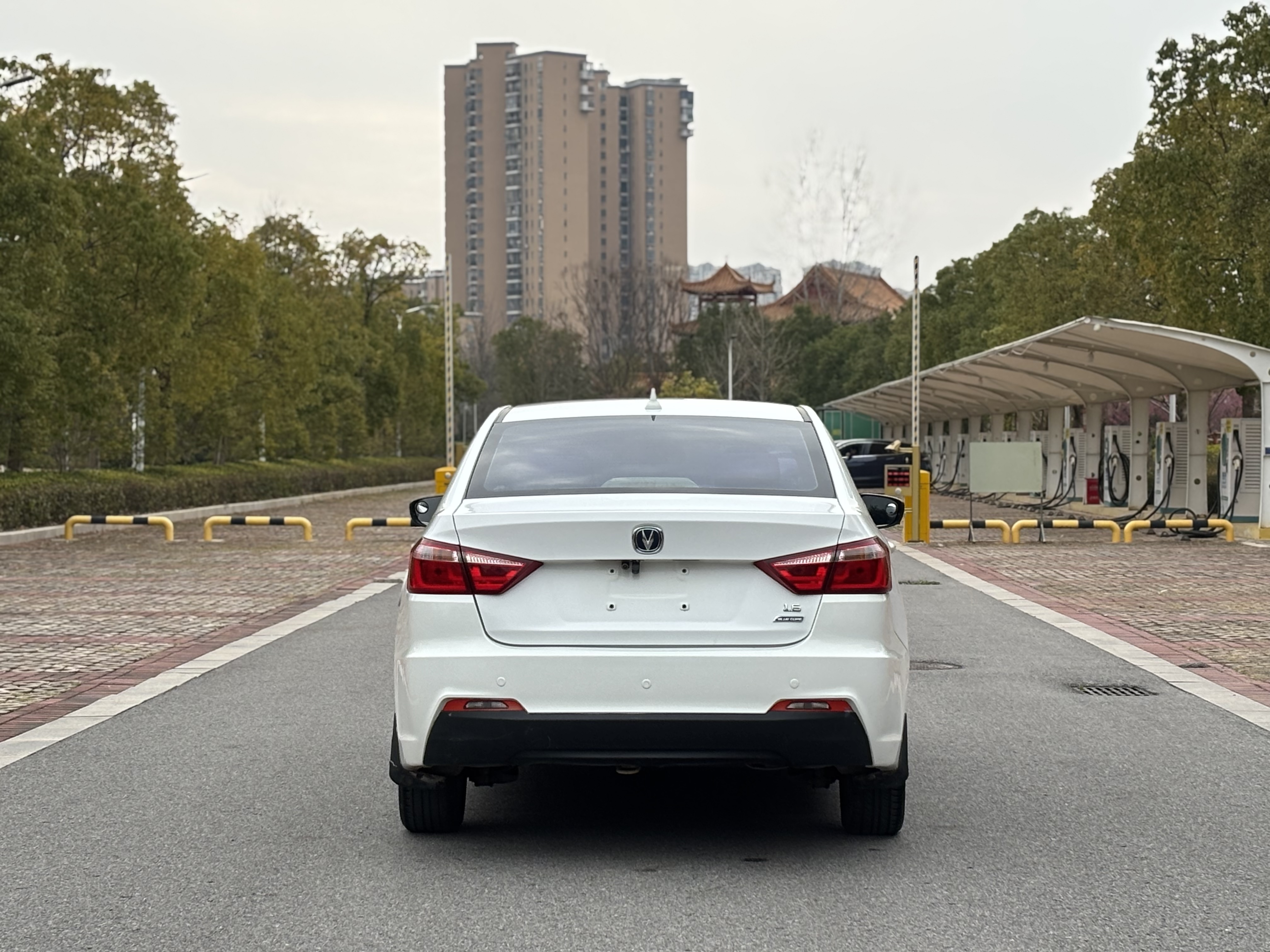 Changan Alsvin V7 2017 car image #8