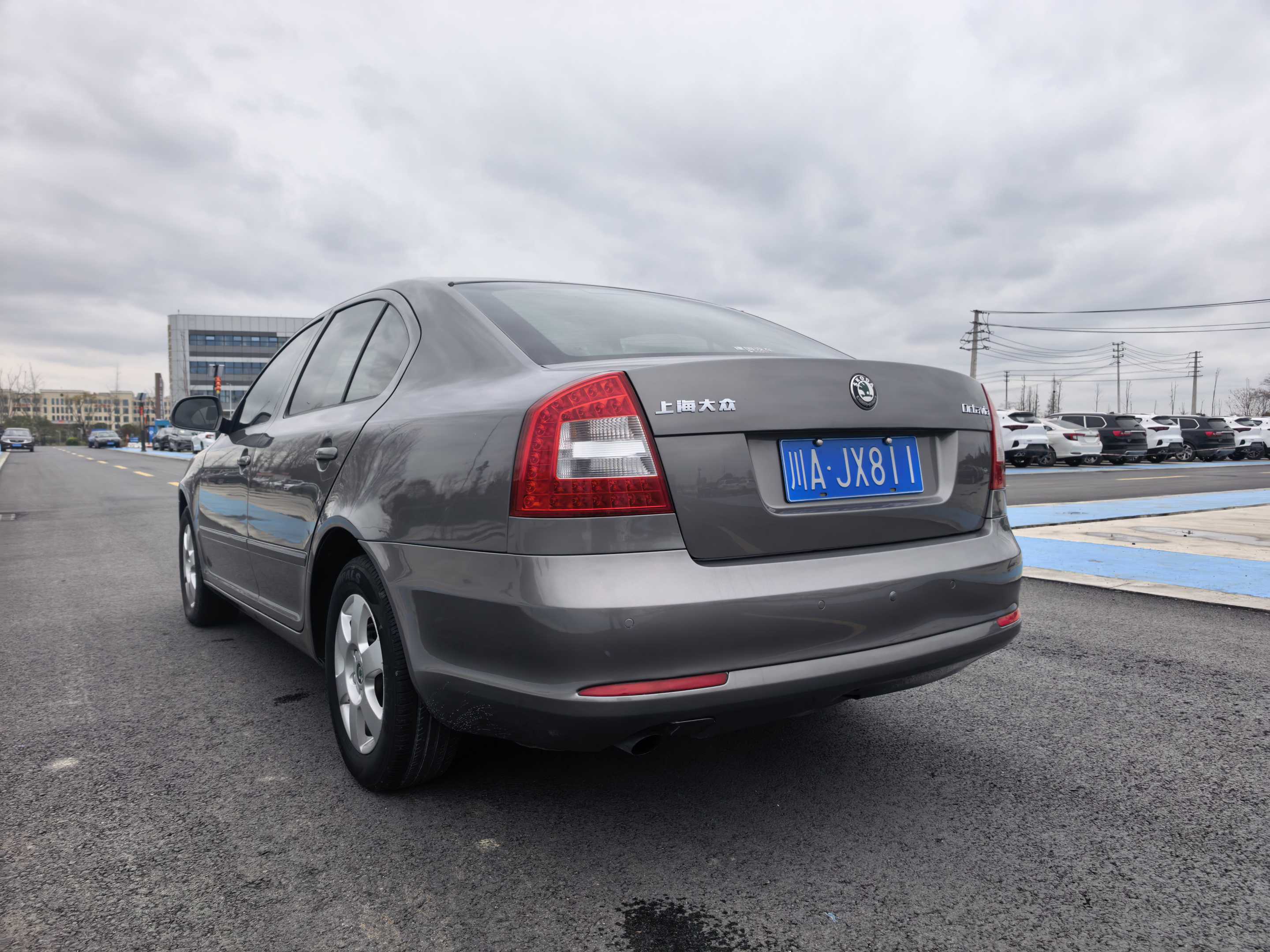 Skoda Octavia 2013 car image #8
