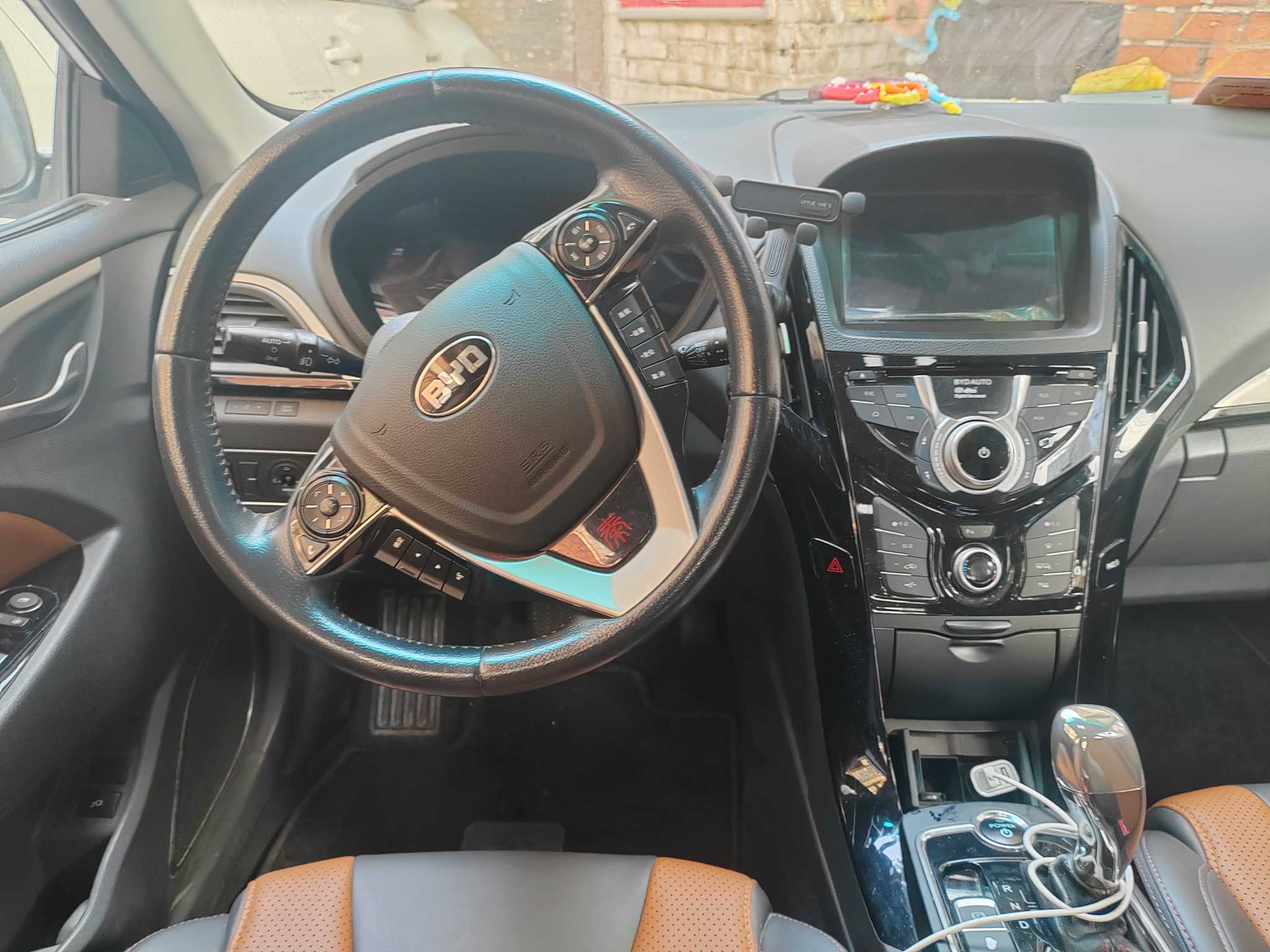 BYD Qin New Energy 2016 #8 BYD Qin New Energy 2016 car image #8