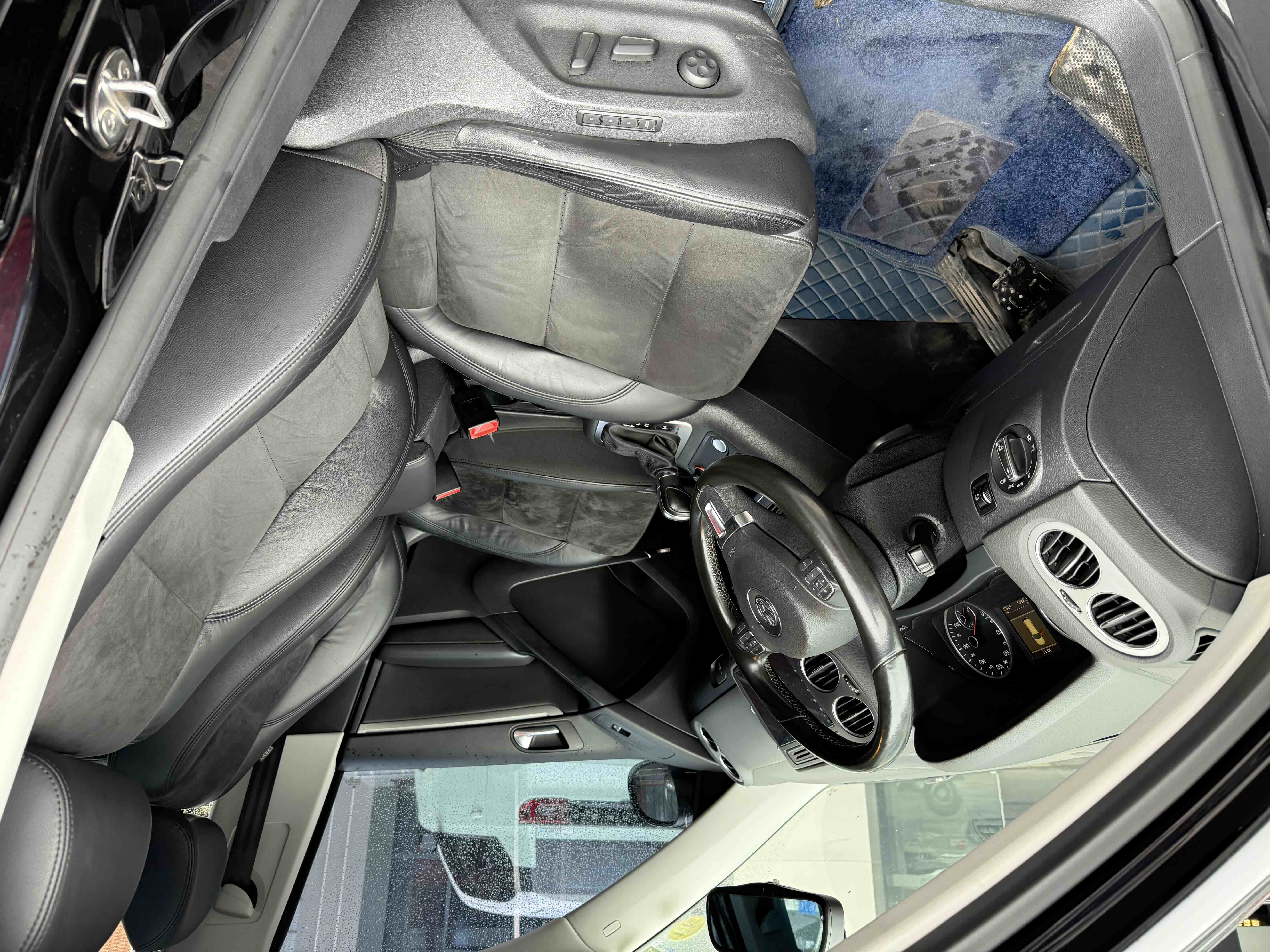 Volkswagen Tiguan 2014 car image #8