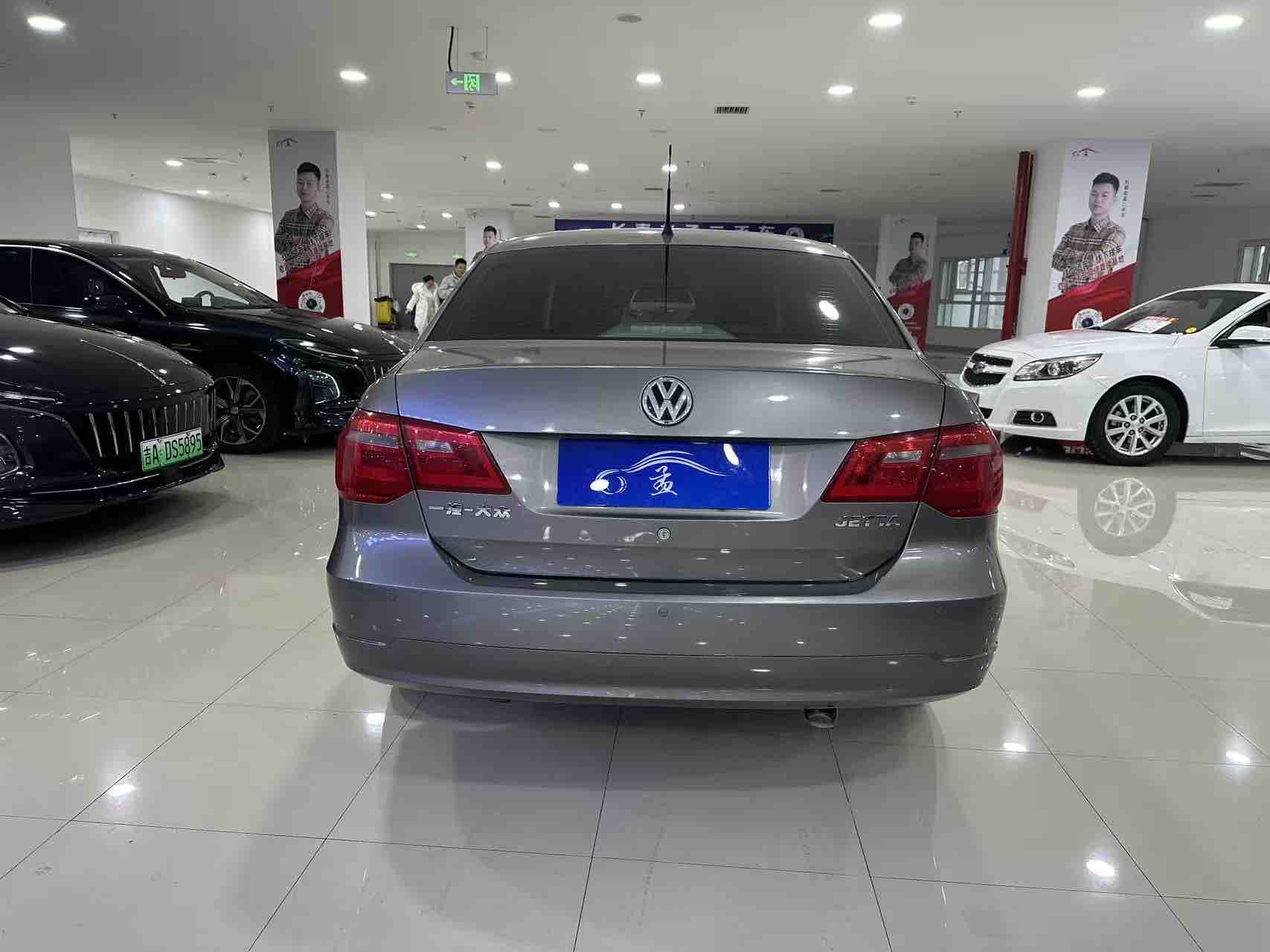 Jetta 2013 #8 Jetta 2013 car image #8
