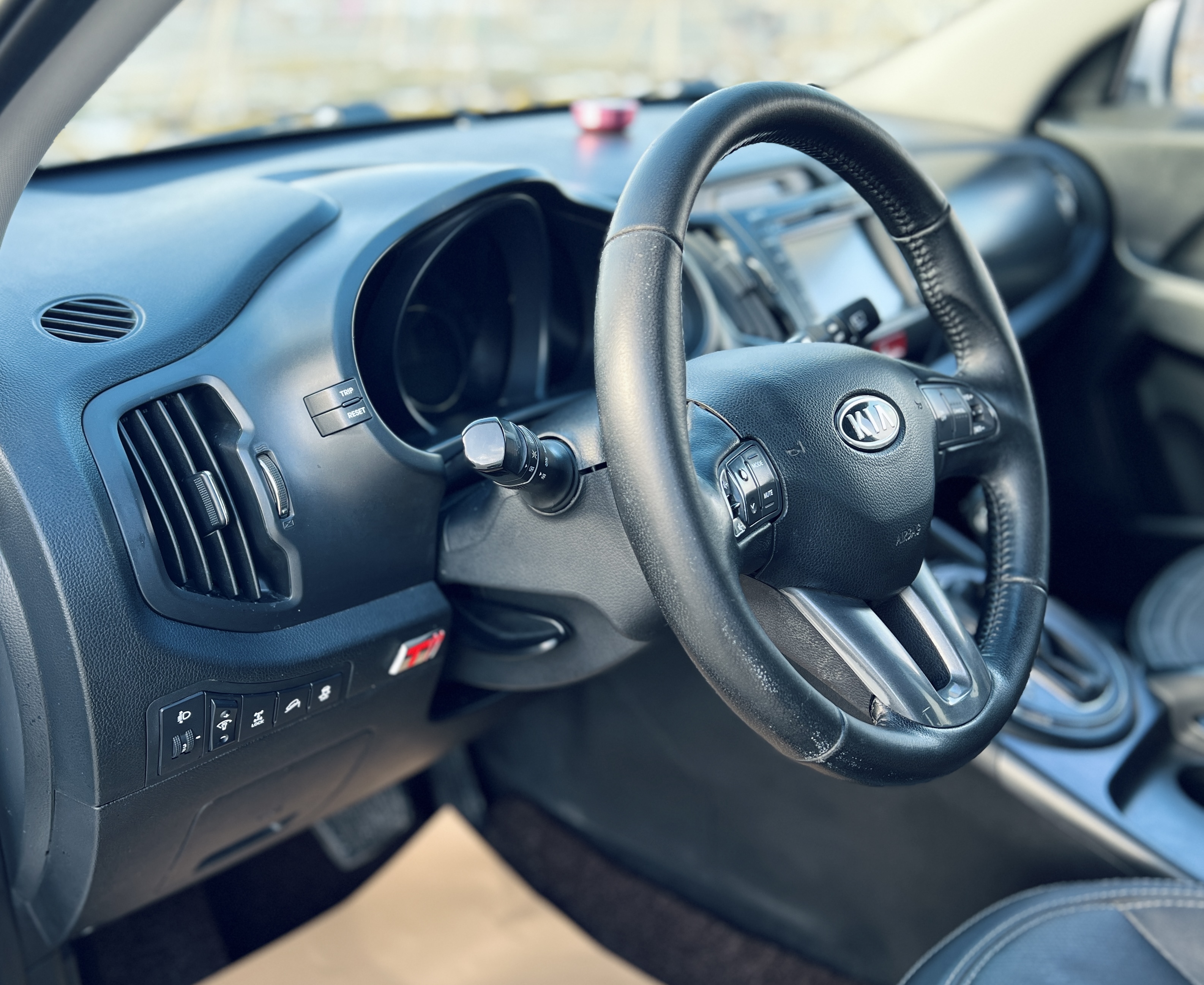 Kia Sportage R 2011 car image #8