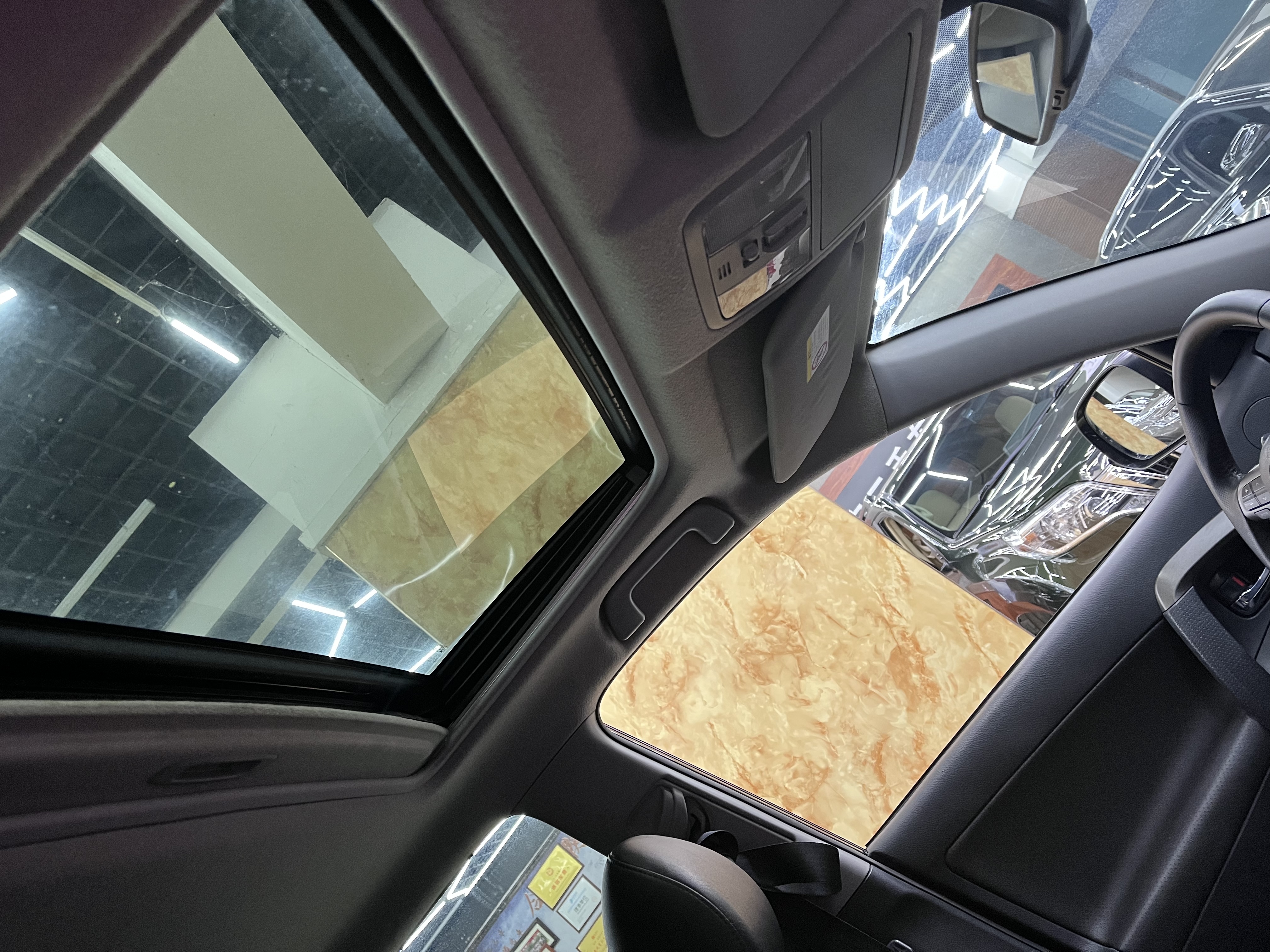 Toyota RAV4 2013 car image #8
