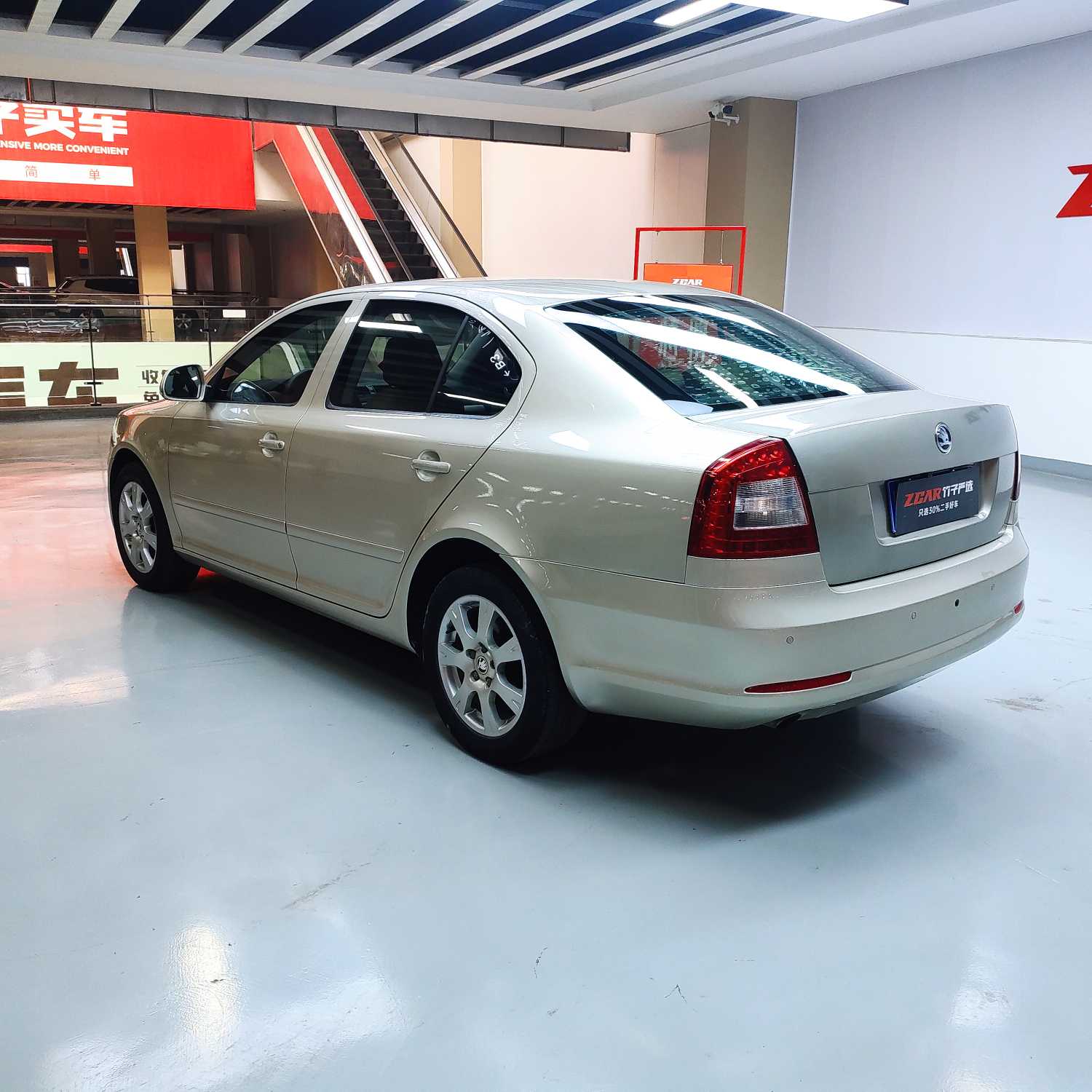 Skoda Octavia 2013 car image #8