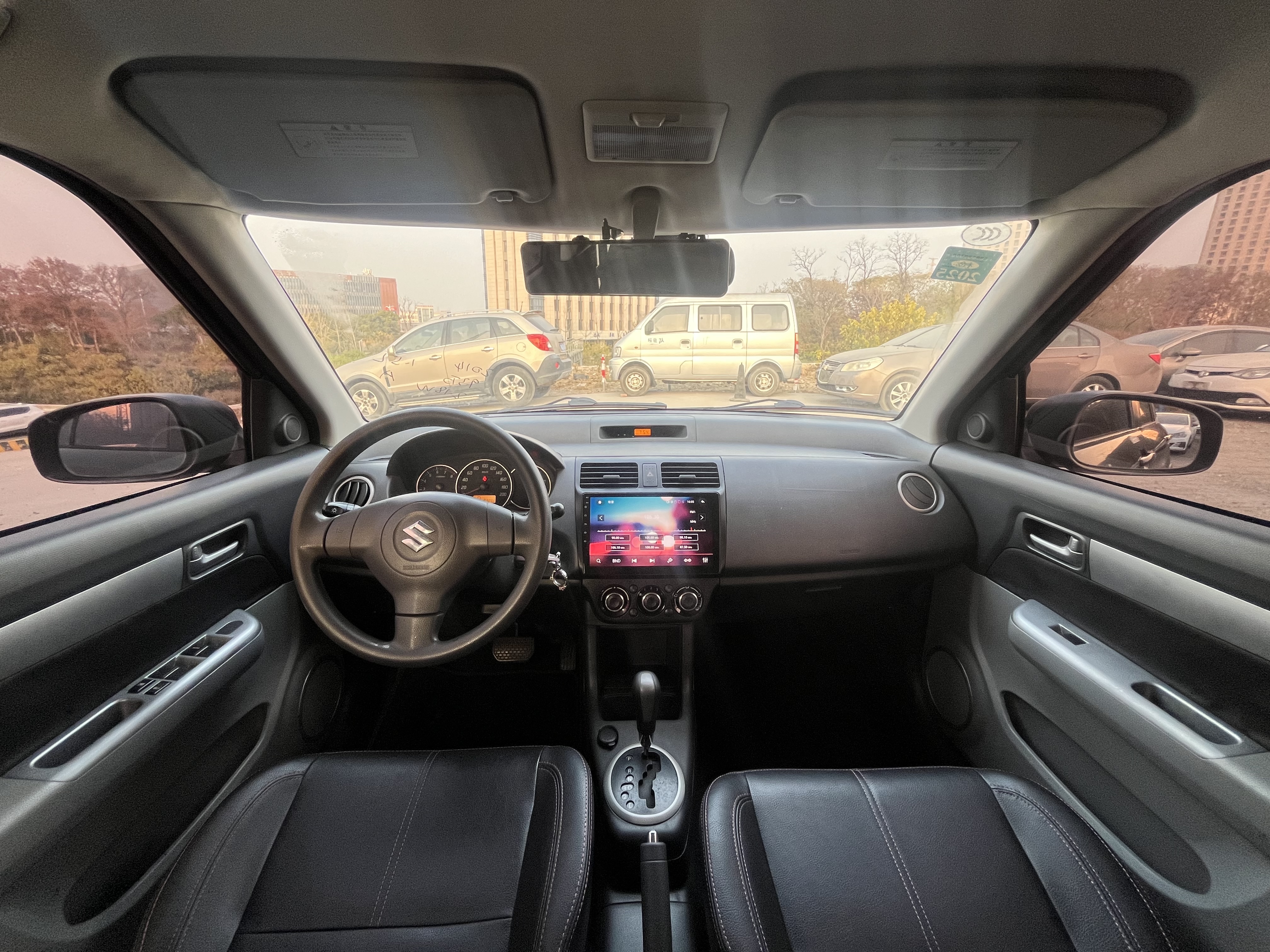 Suzuki Swift 2014 #8 Suzuki Swift 2014 car image #8