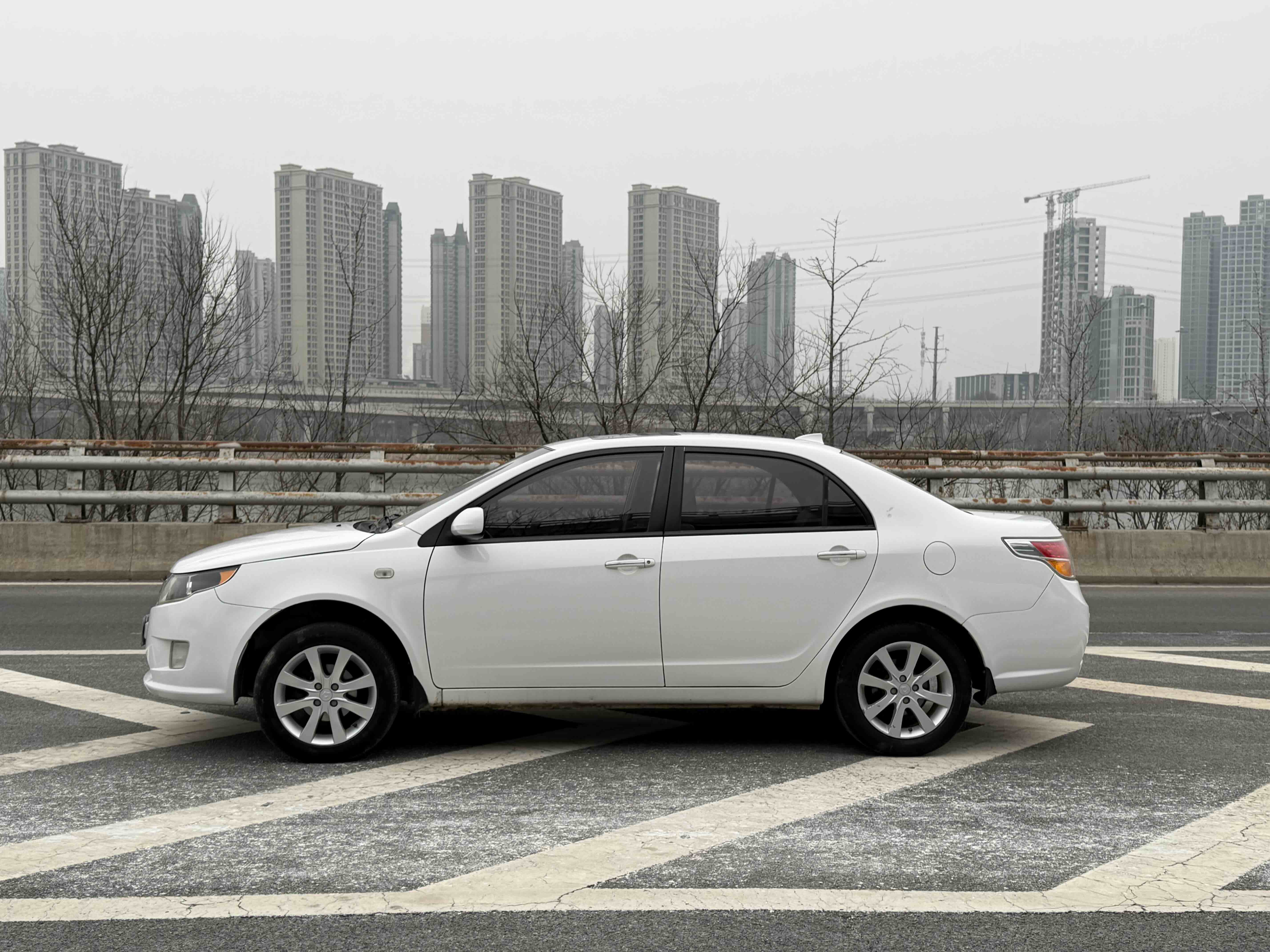 GEELY GC7 2014 #8 GEELY GC7 2014 car image #8