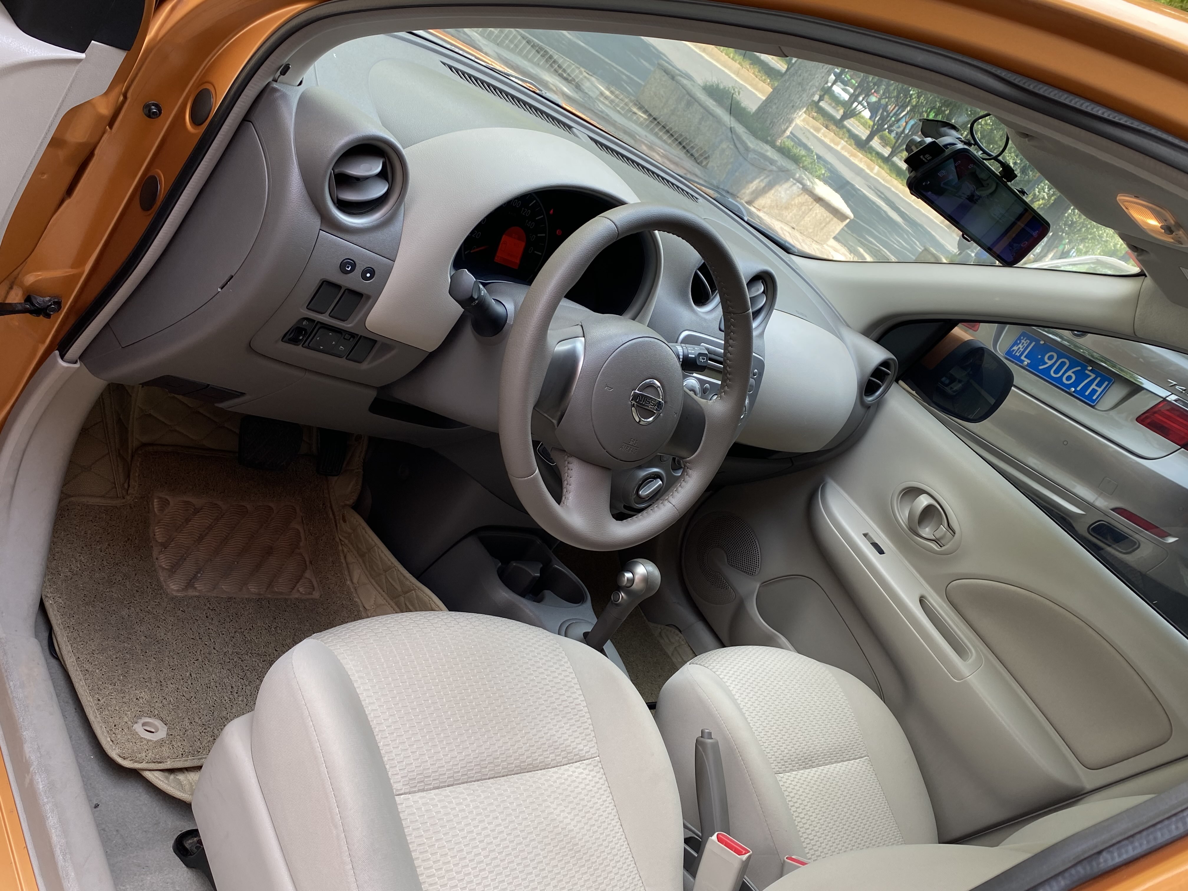 日产 玛驰 2012 汽车图片 #8