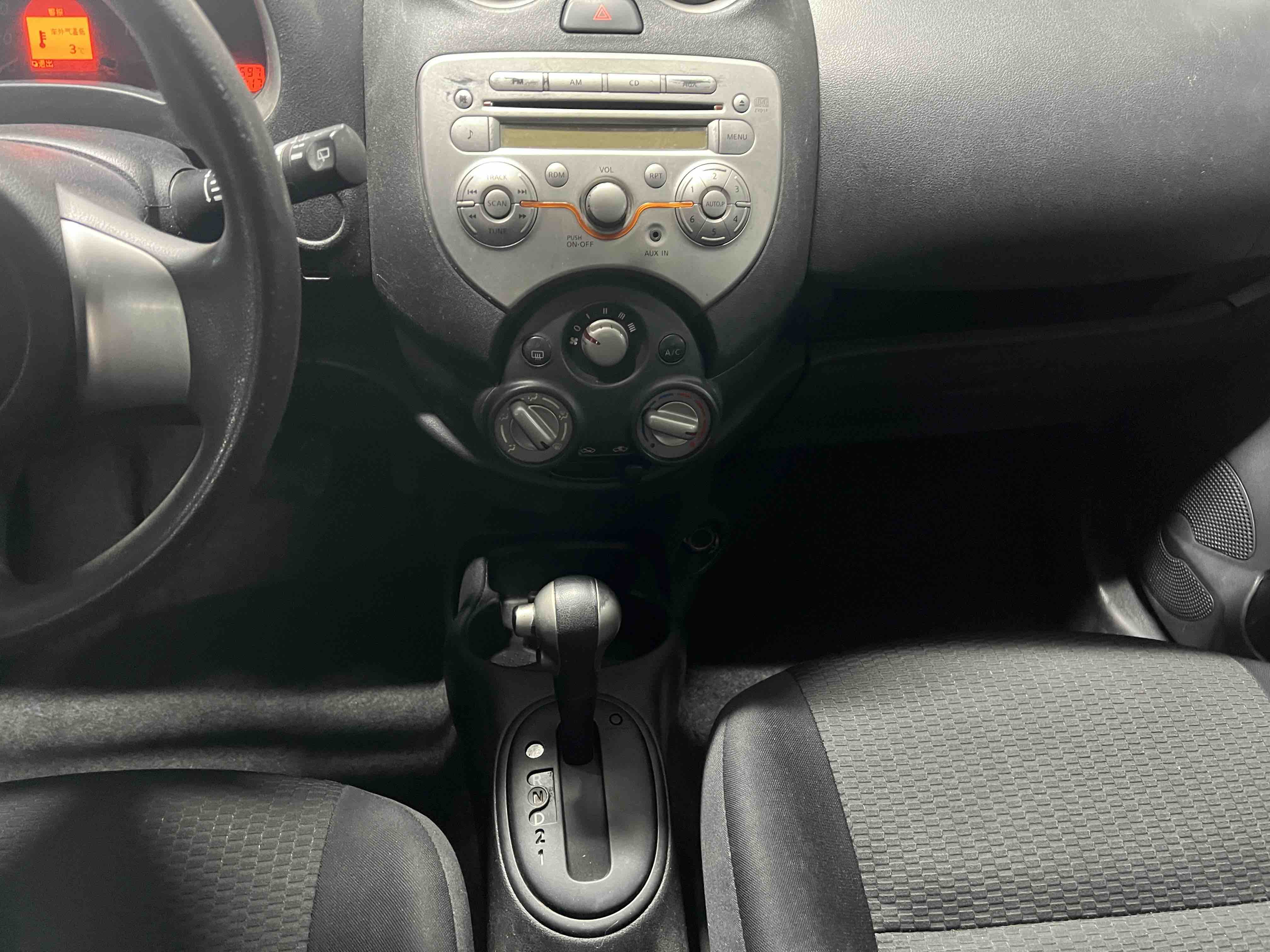 日产 玛驰 2012 汽车图片 #8