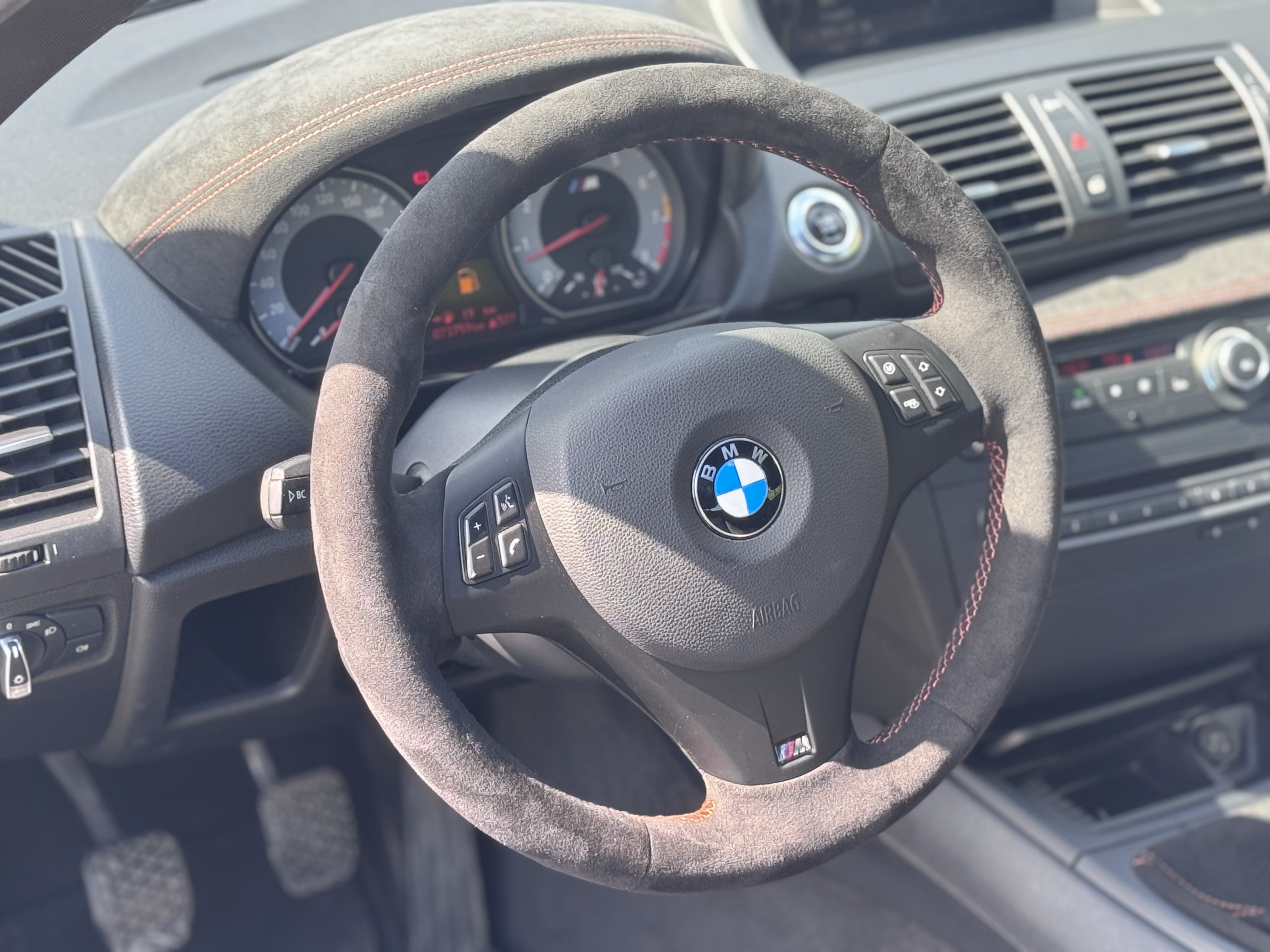 BMW 1 Series M 2012 #8 BMW 1 Series M 2012 car image #8