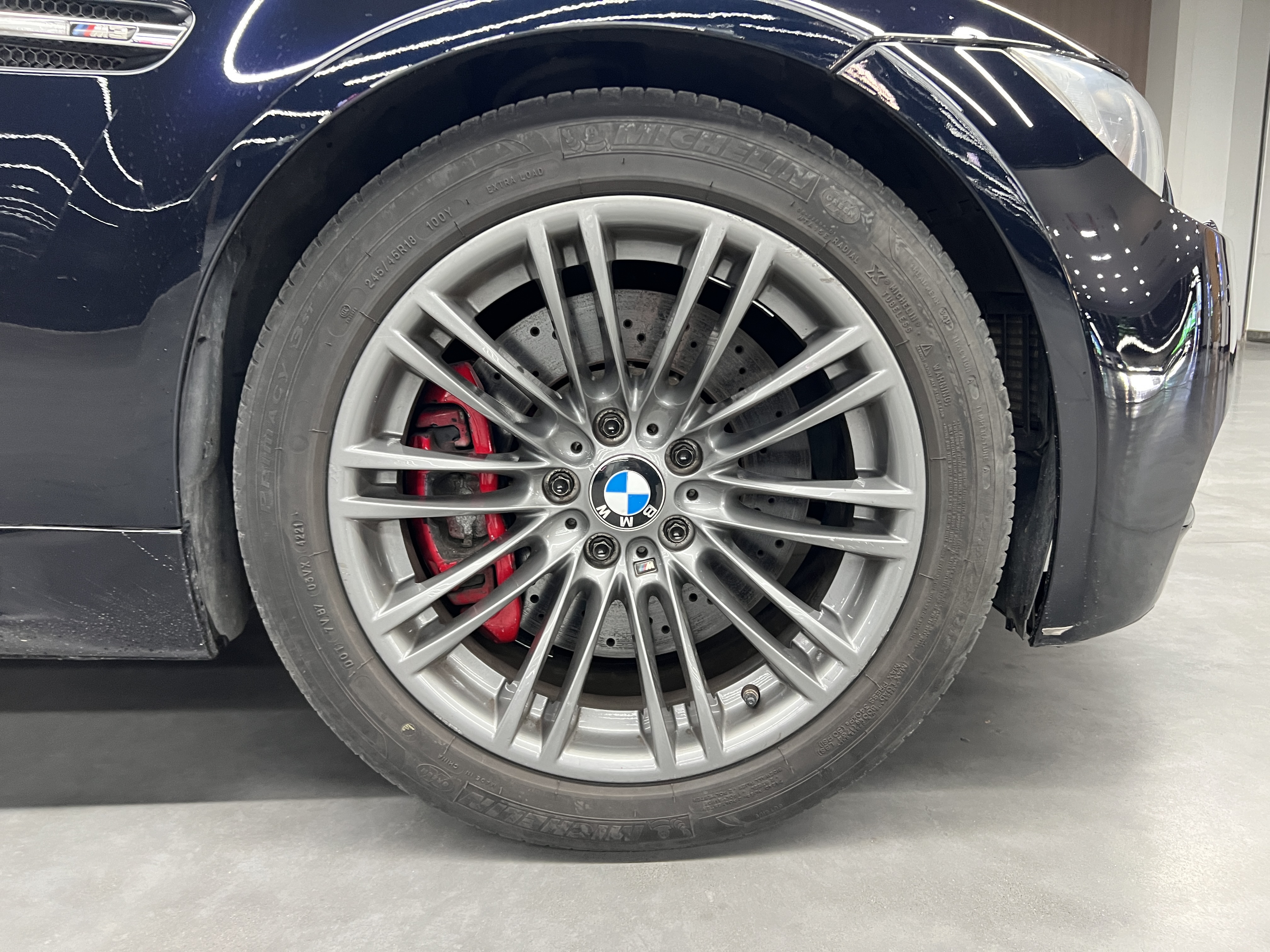 BMW M3 2013 #8 BMW M3 2013 car image #8