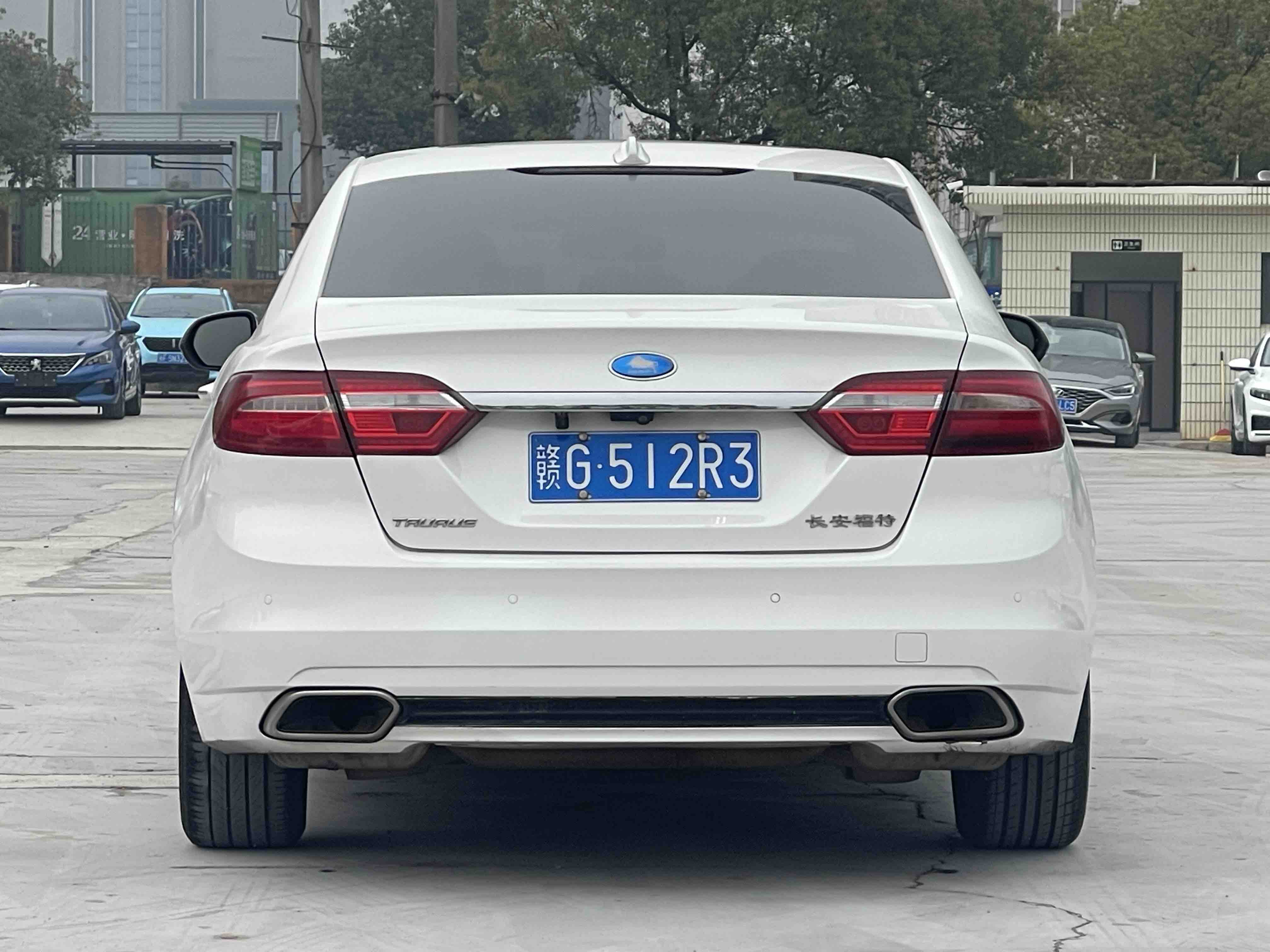 Ford Taurus 2016 #8 Ford Taurus 2016 car image #8