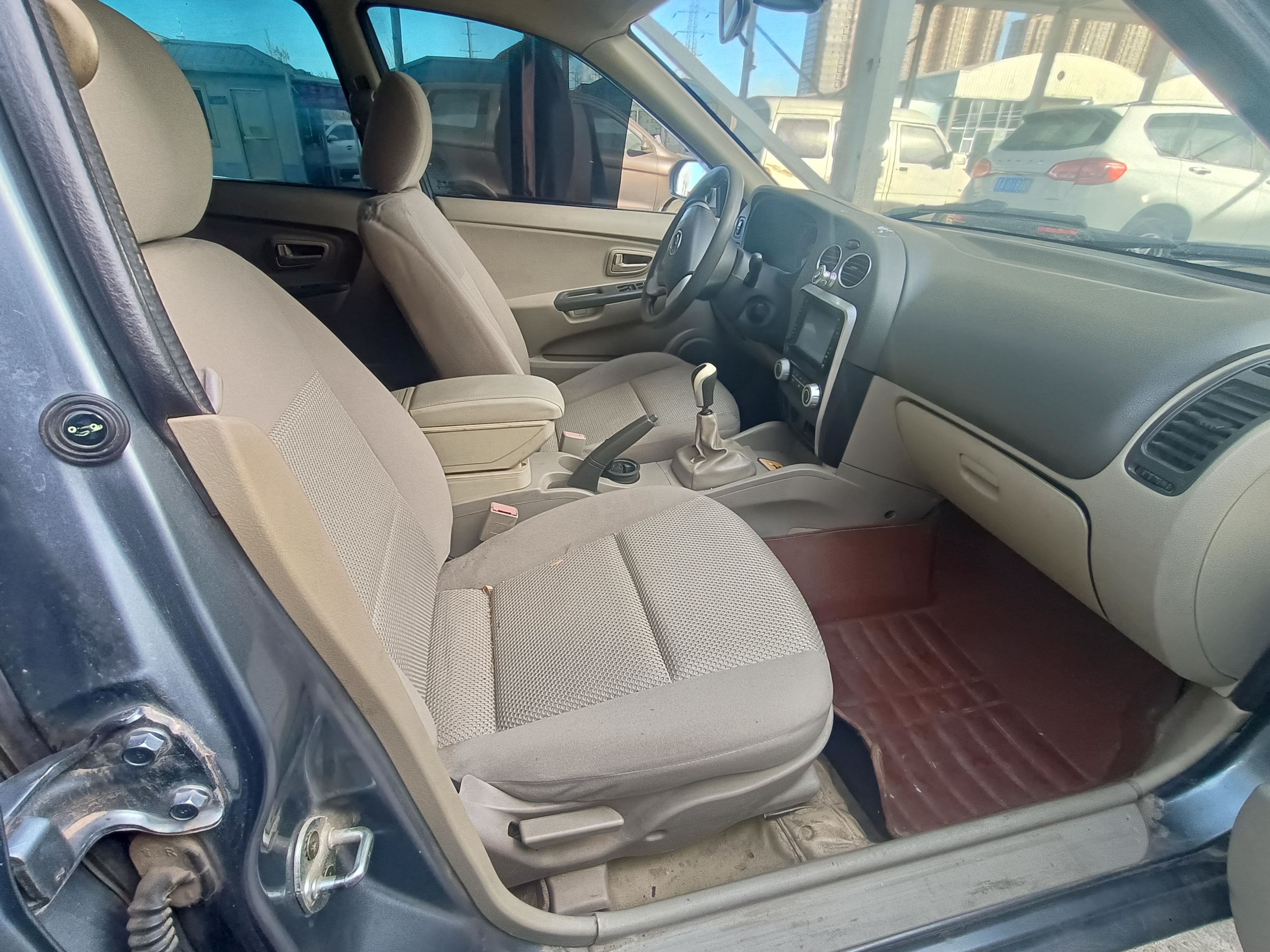 Soueast V3 Lingyue 2012 #8 Soueast V3 Lingyue 2012 car image #8