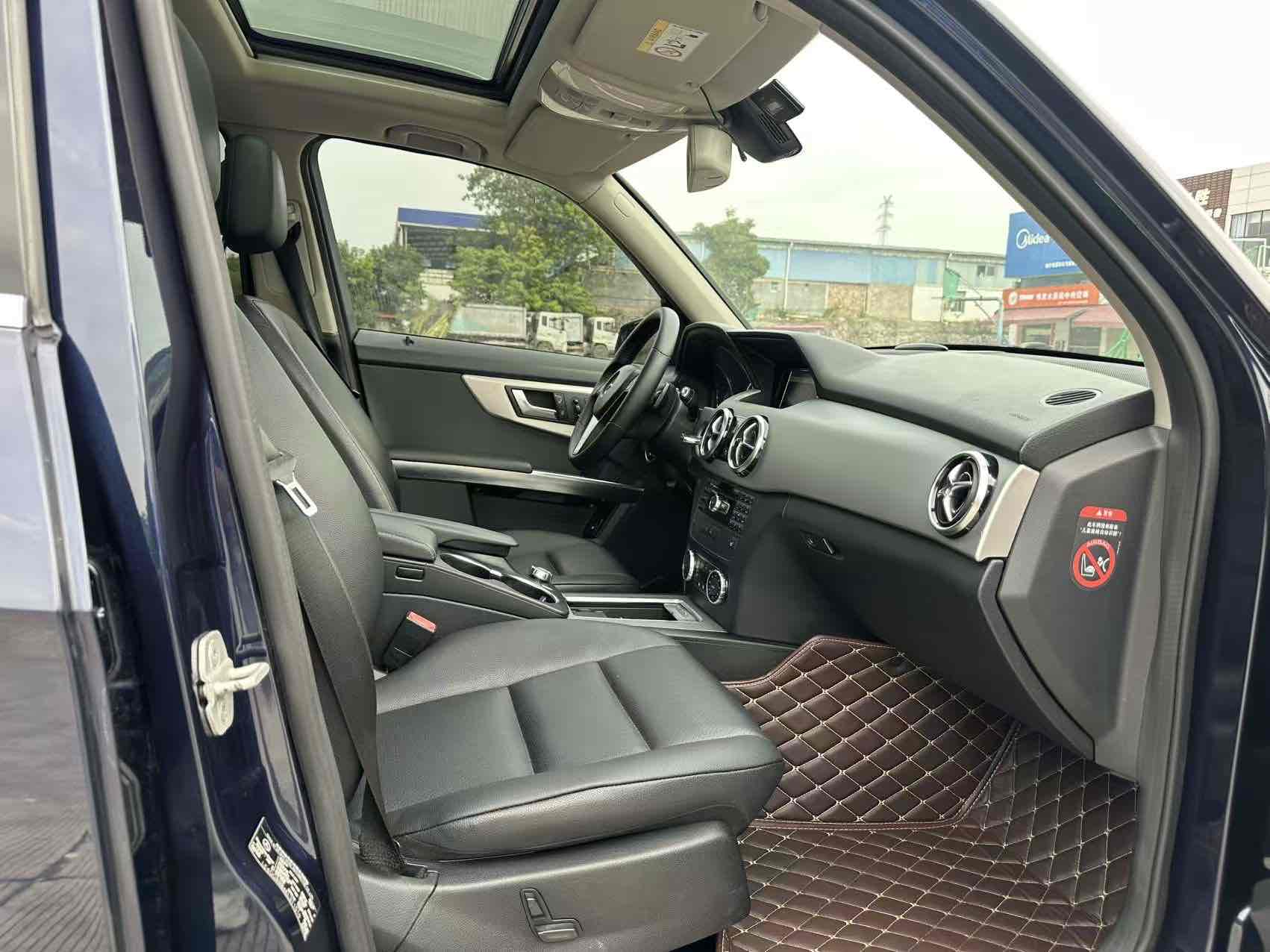 Mercedes-Benz GLK Class 2014 car image #8