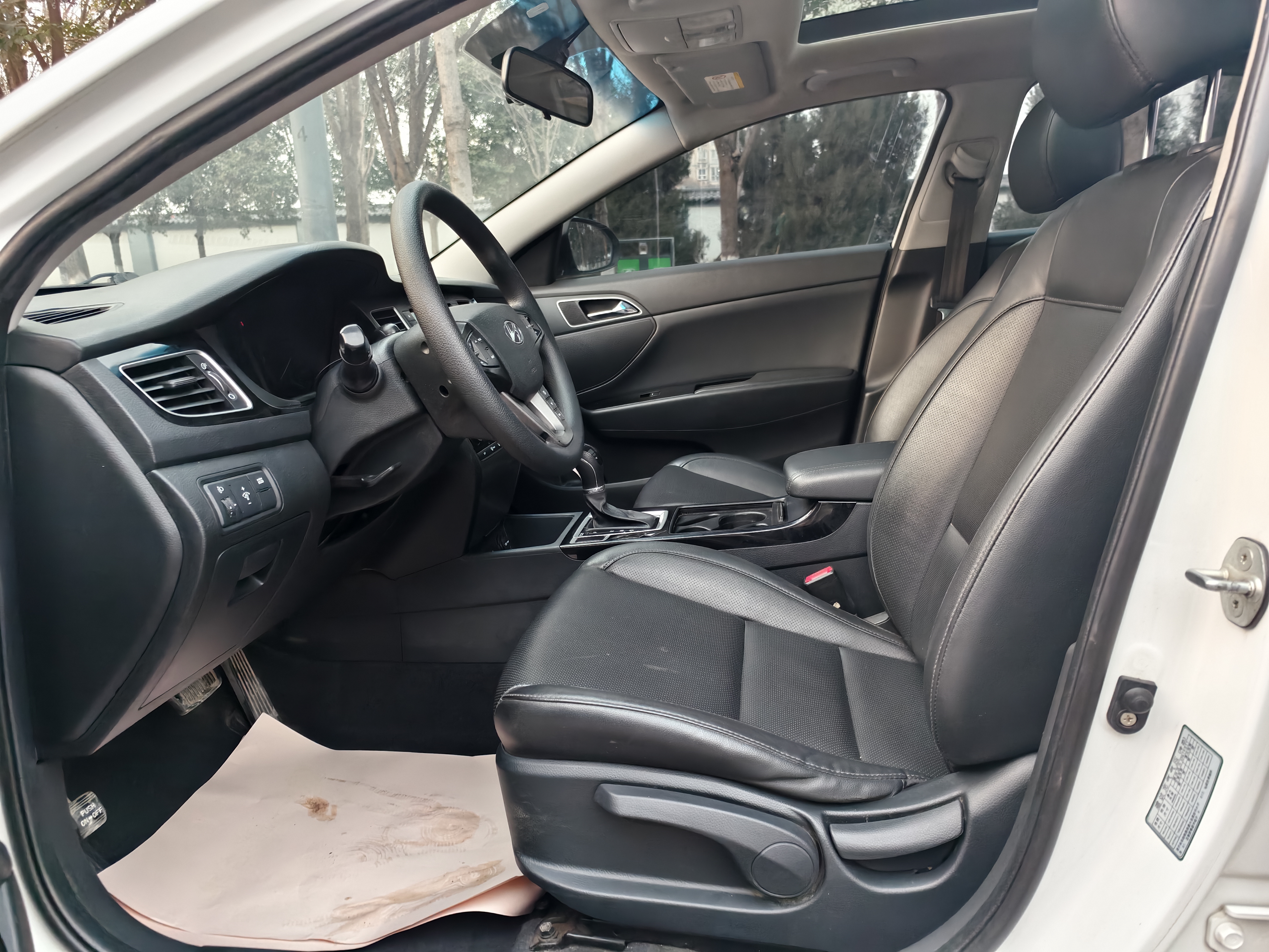 Hyundai Mistra 2015 #8 Hyundai Mistra 2015 car image #8