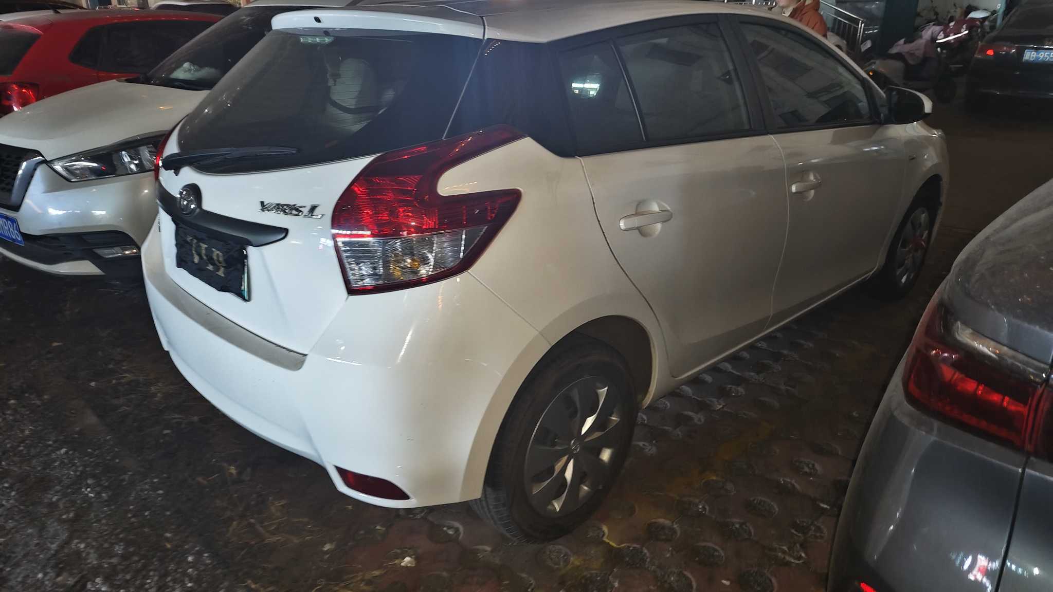 Yaris L Zhixuan 2014 #8 Yaris L Zhixuan 2014 car image #8