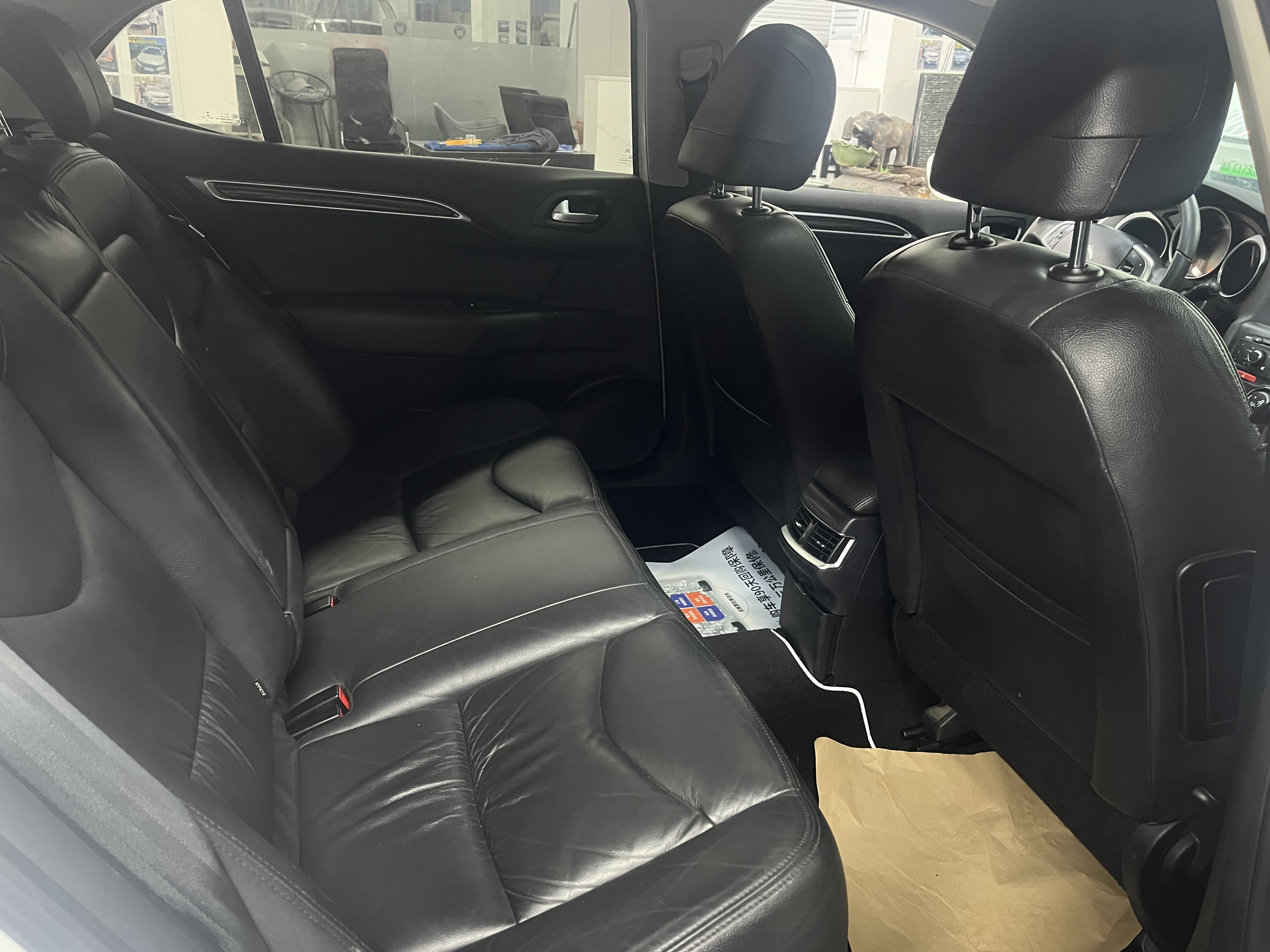 Citroen C4L 2015 car image #8