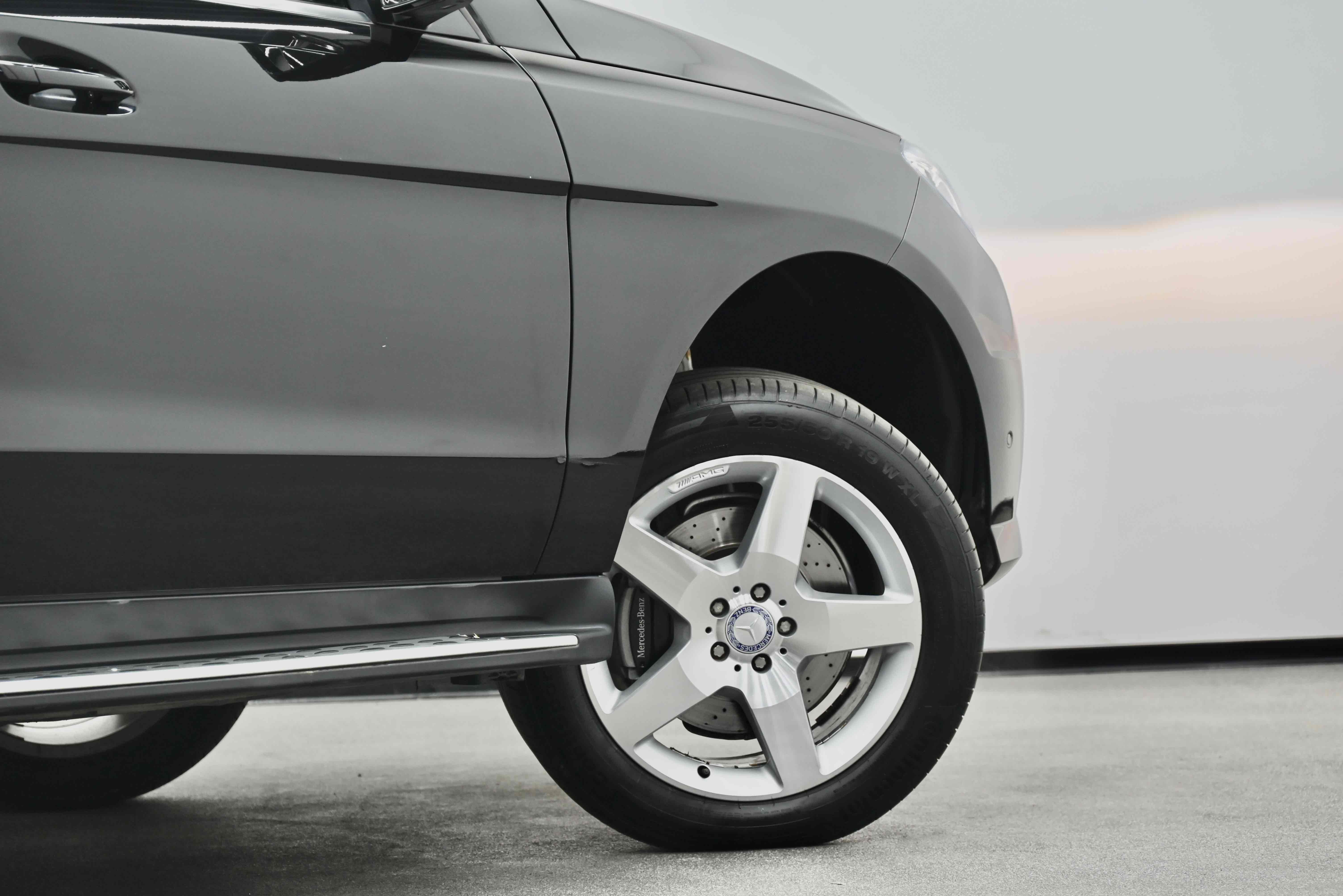 Mercedes-Benz M Class 2014 car image #8