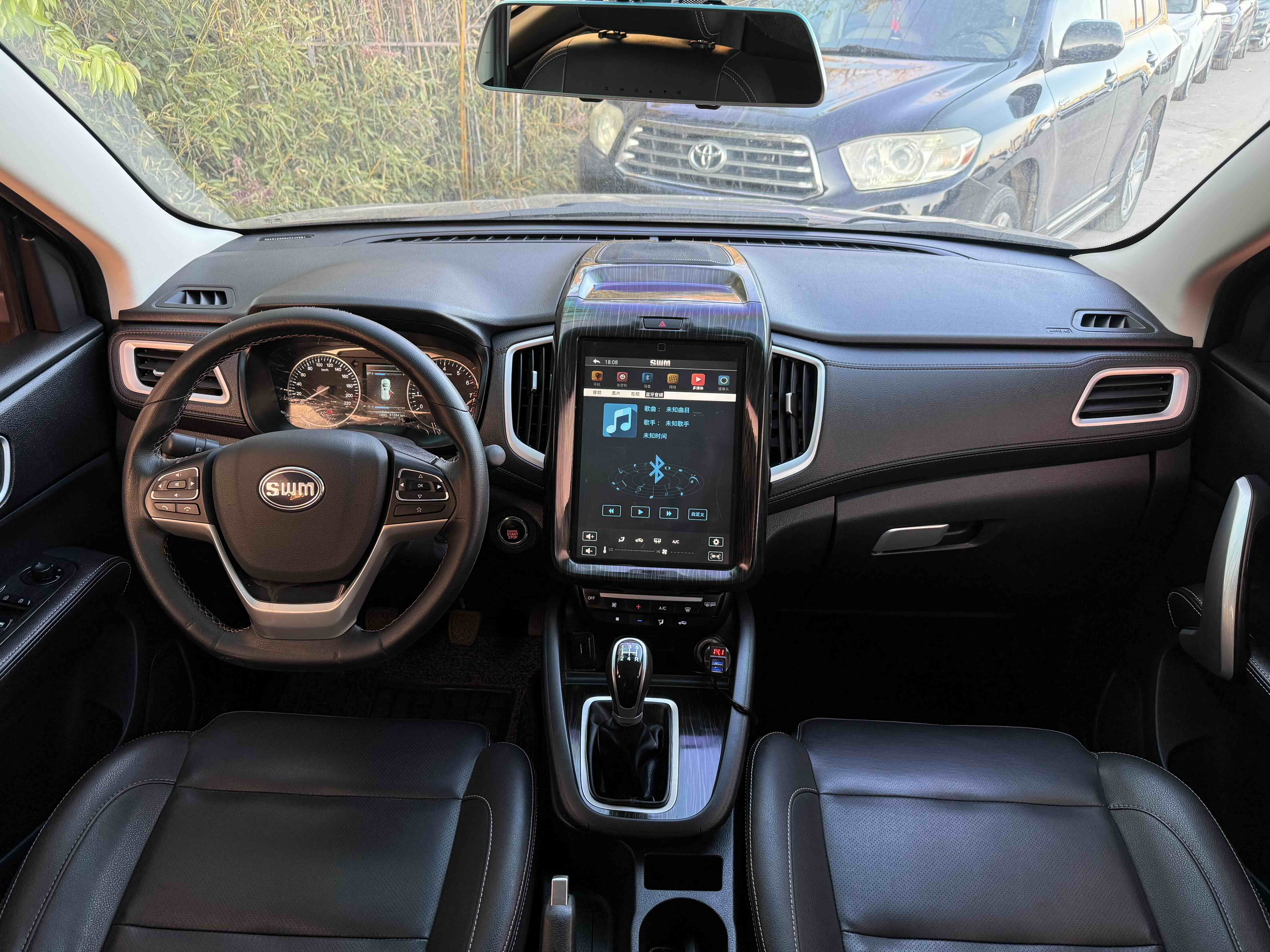SWM斯威汽车 SWM斯威X7 2017 #8 SWM斯威汽车 SWM斯威X7 2017 汽车图片 #8