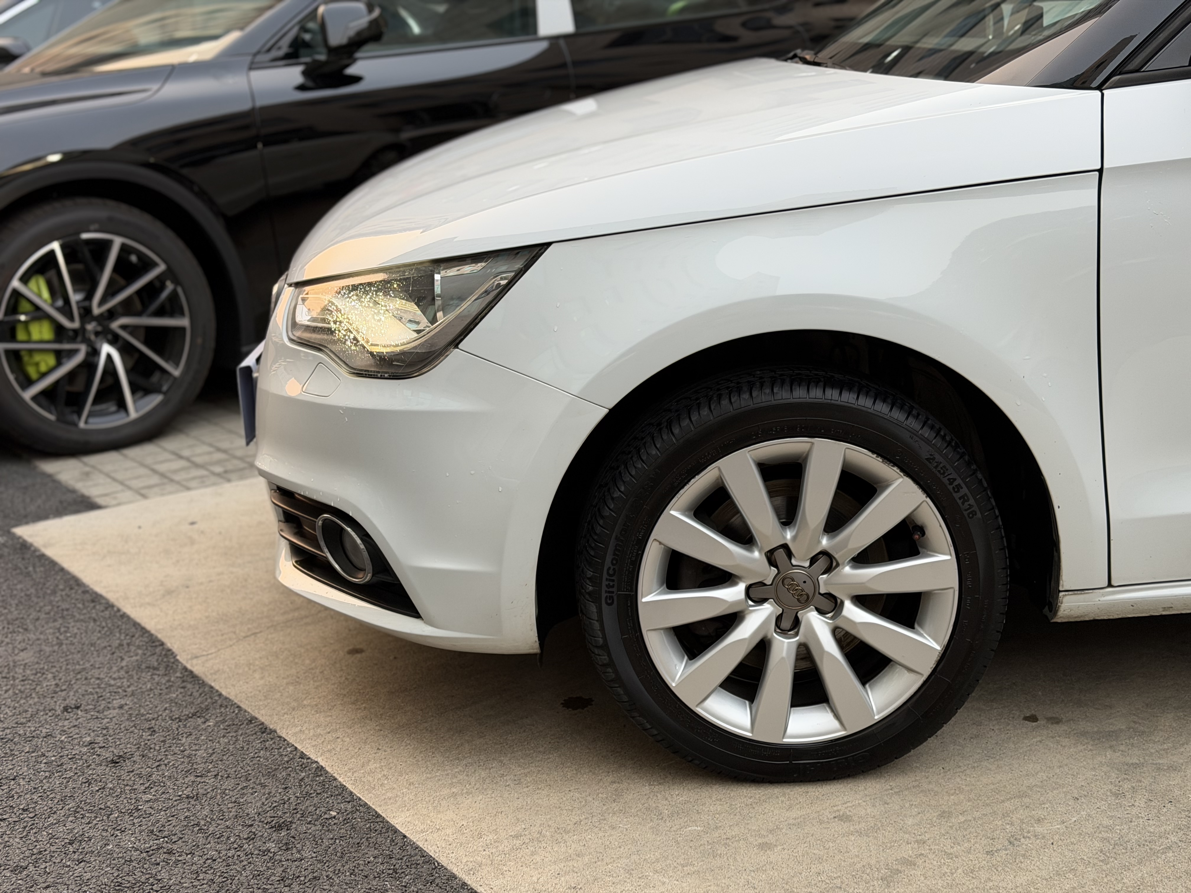 Audi A1 2014 car image #8