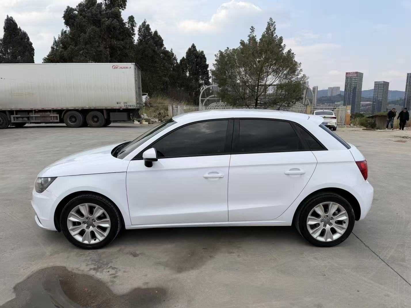 奥迪 奥迪A1 2015 汽车图片 #8